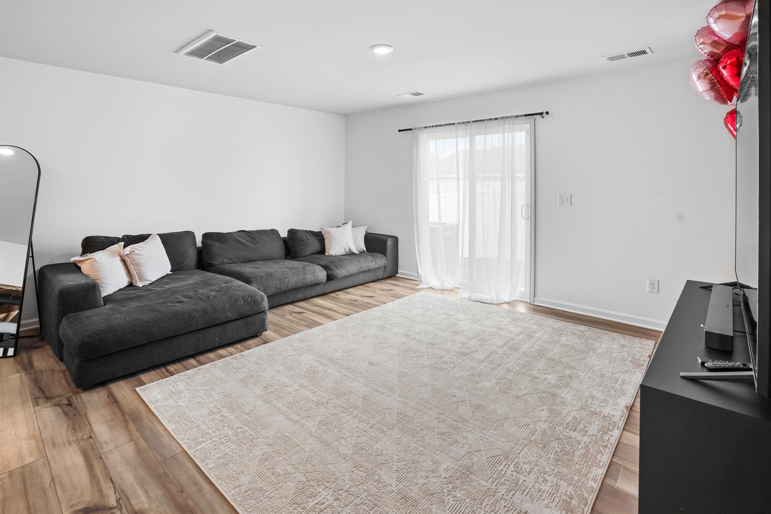 1242 Kilead Court Property Photo 19