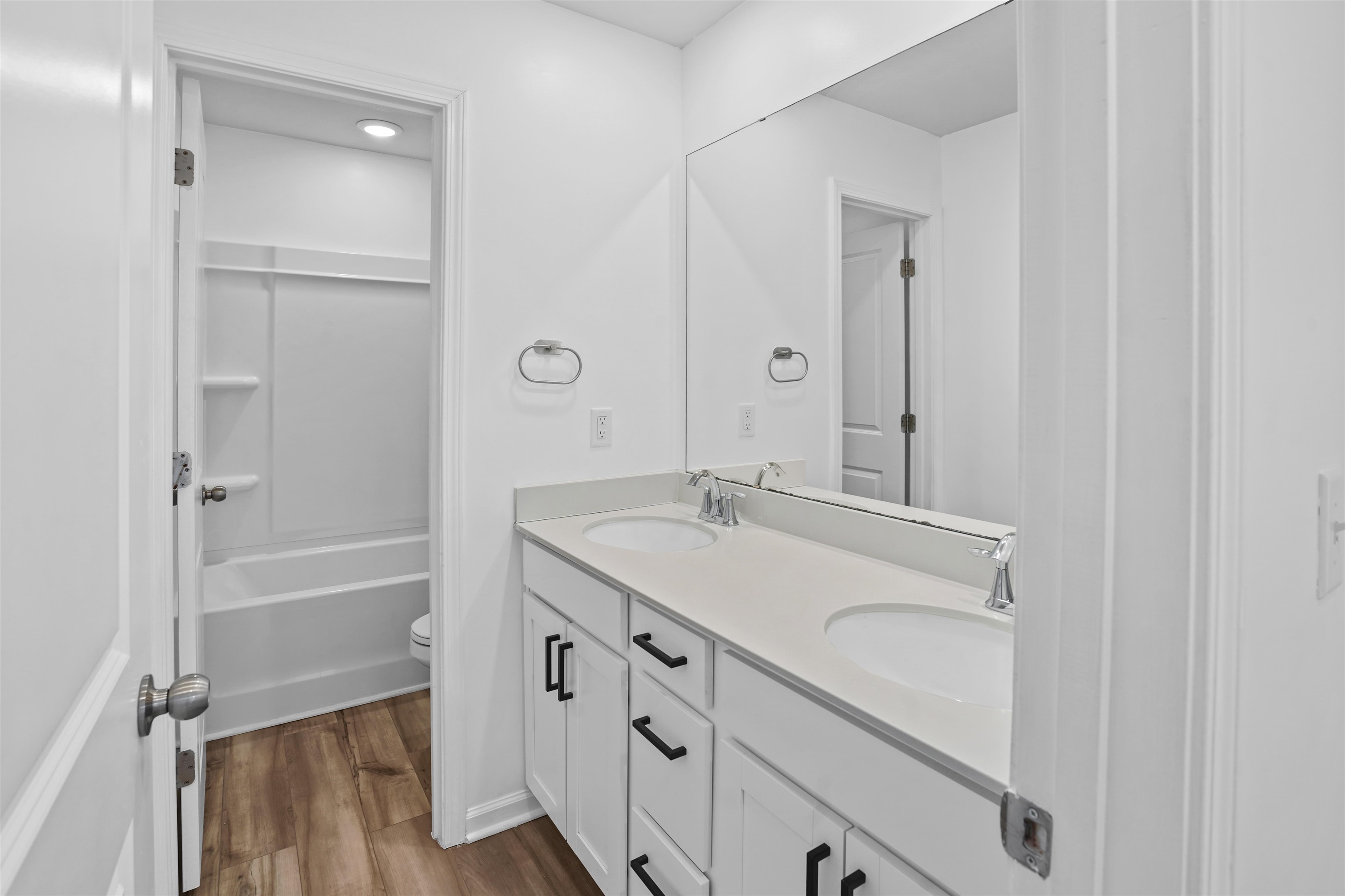 1242 Kilead Court Property Photo 33