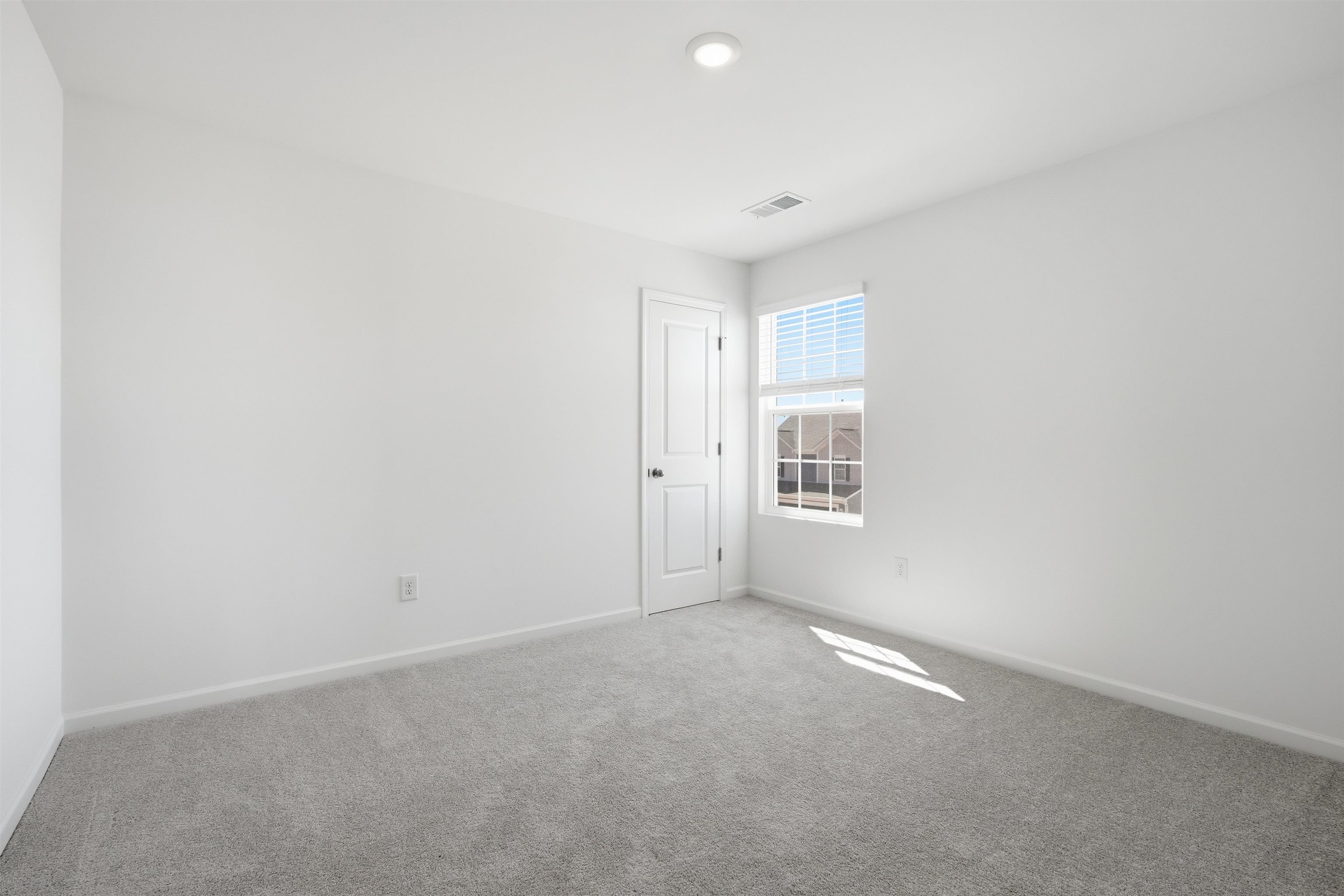 1636 Chestnut Grove Way Property Photo 26