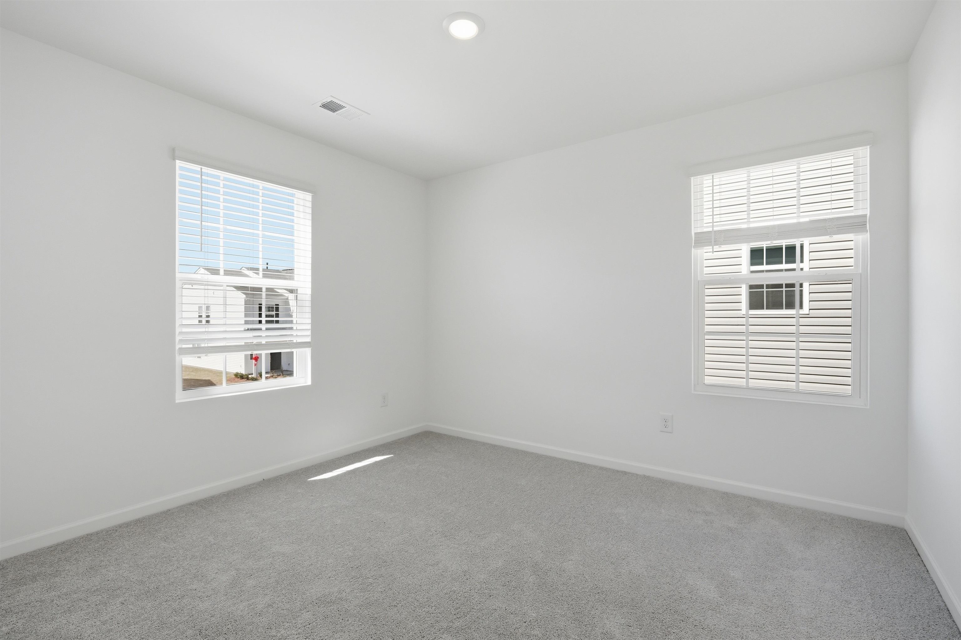 1636 Chestnut Grove Way Property Photo 28