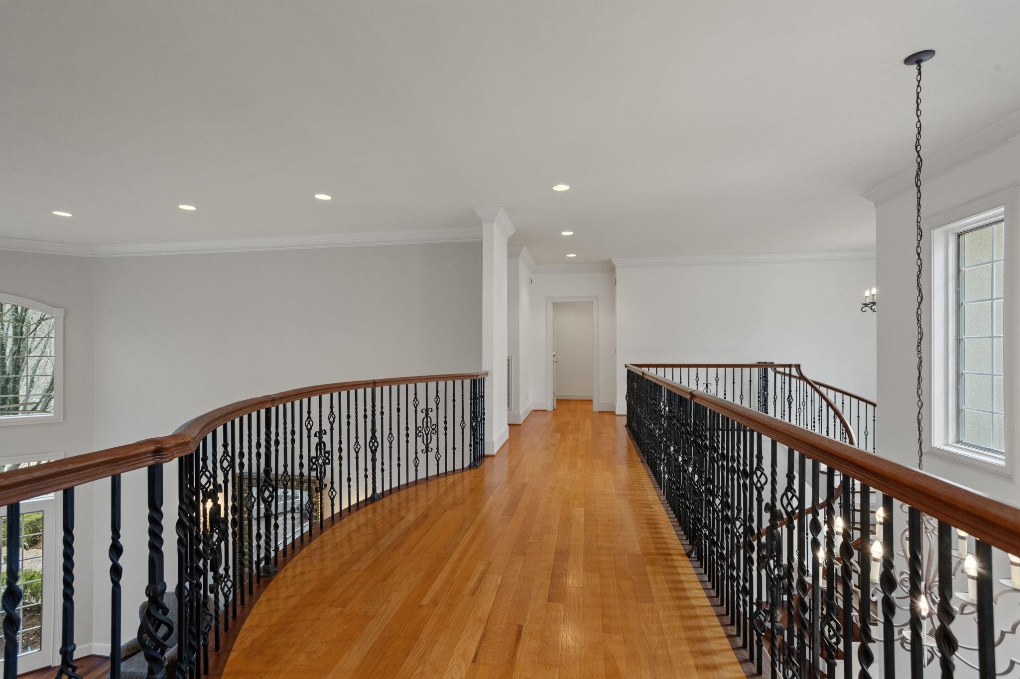 1035 Willis Road Property Photo 21