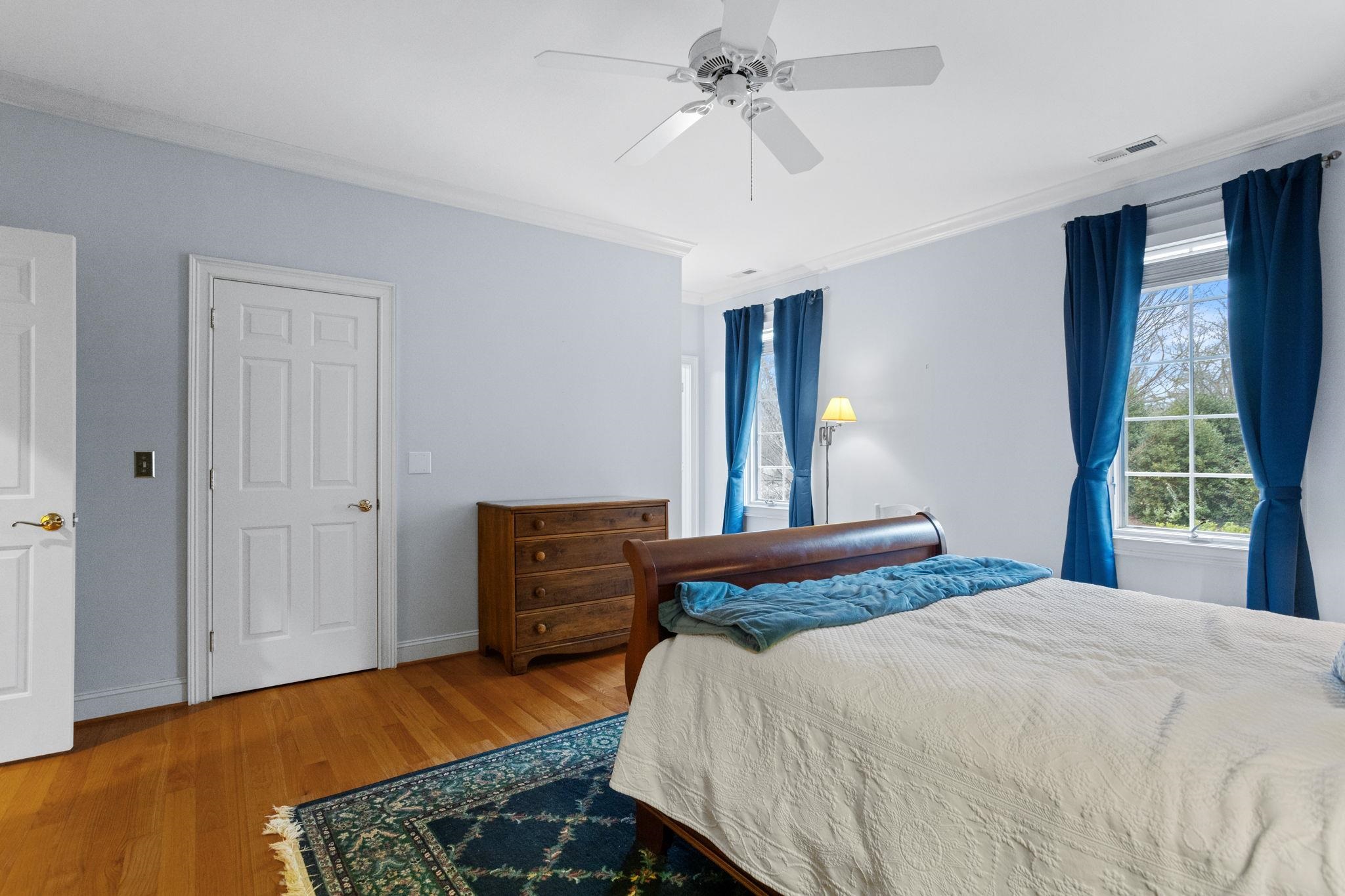 1035 Willis Road Property Photo 27