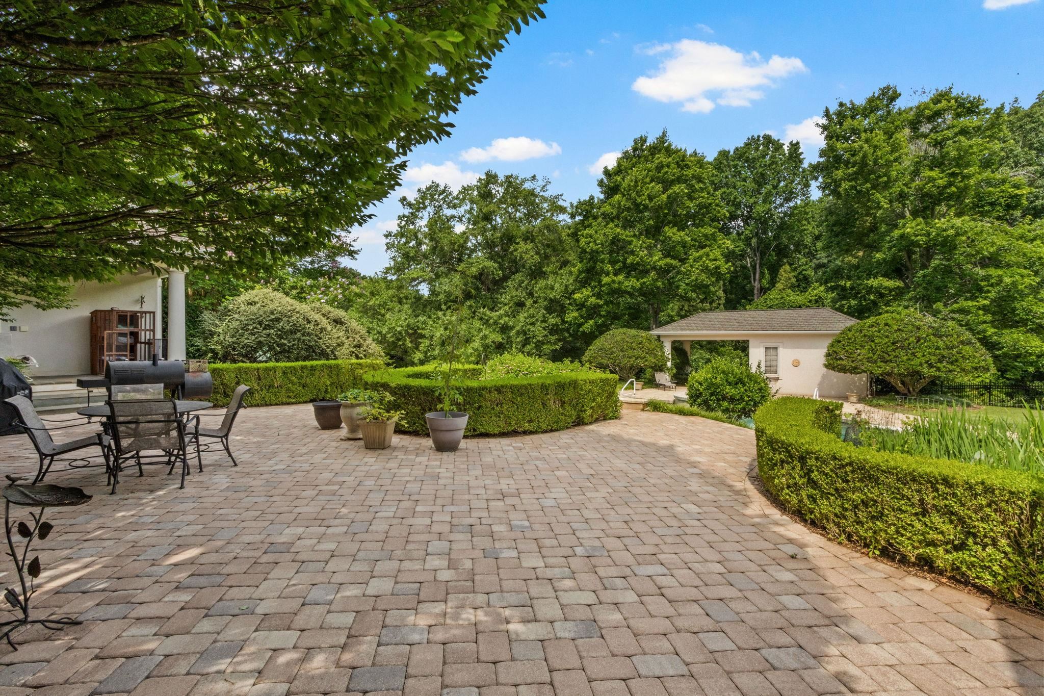 1035 Willis Road Property Photo 37