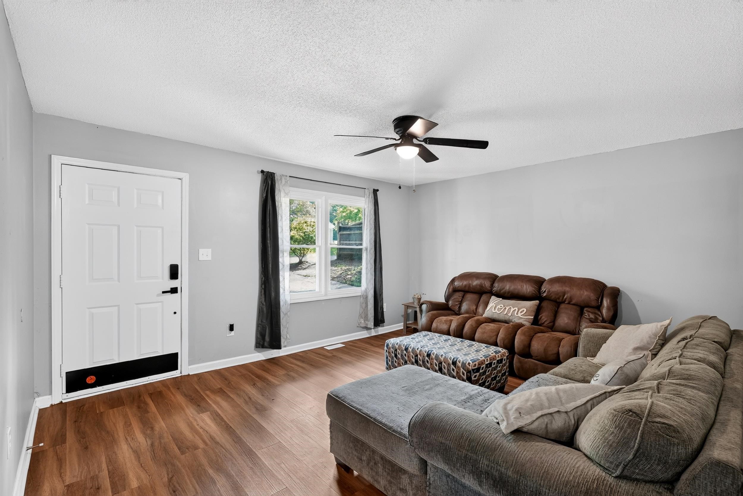 145 Maplewood Drive Property Photo 6