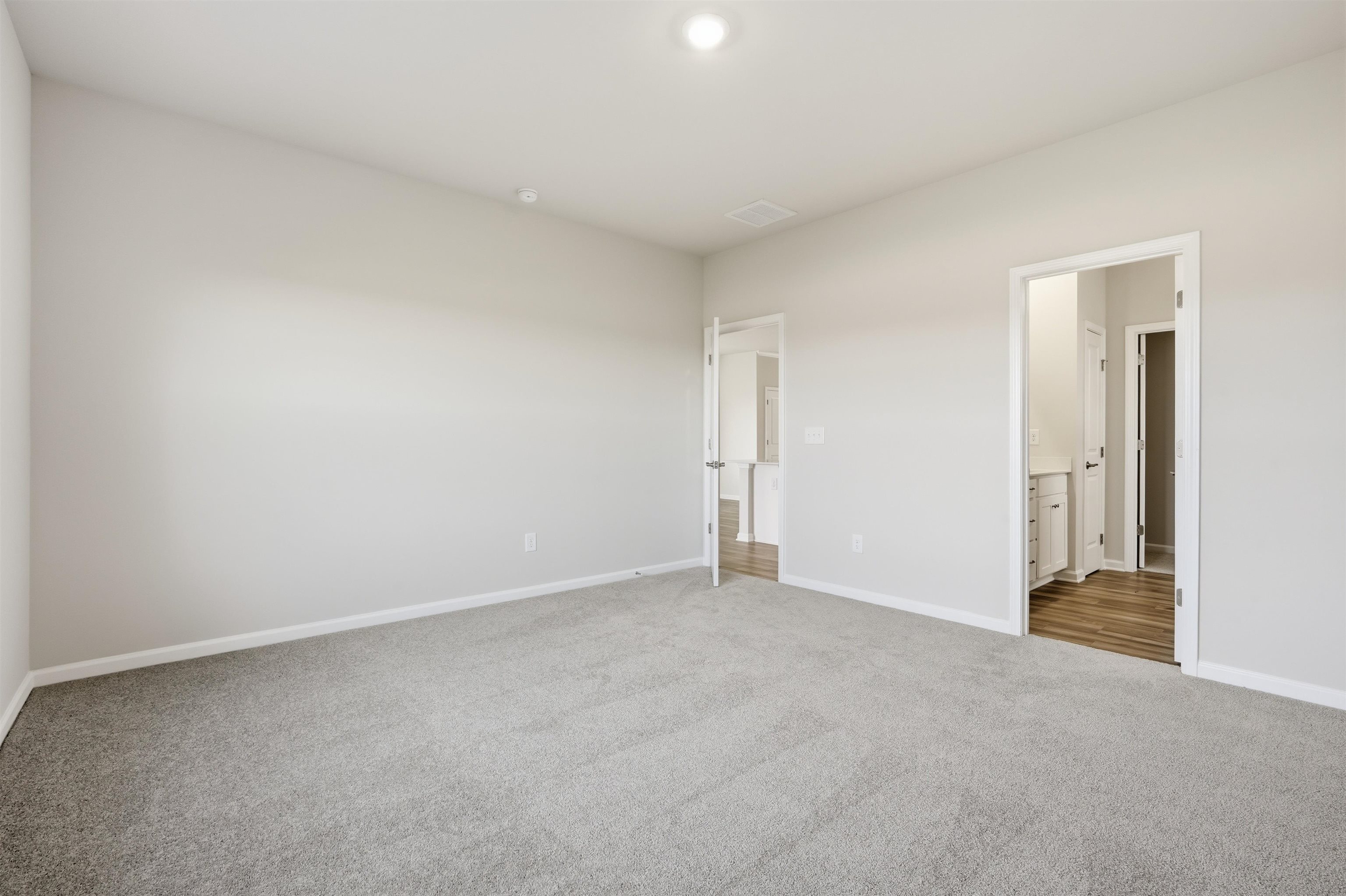 390 Old Geyser Road Property Photo 2