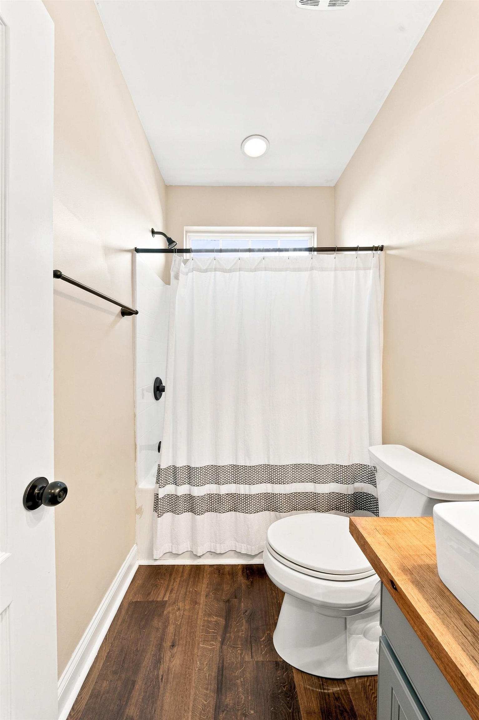 186 Chandler Crest Court Property Photo 41