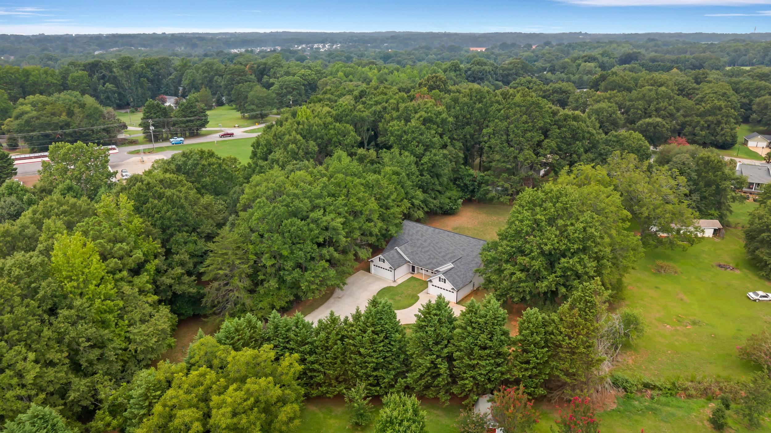 340221 Property Photo 33