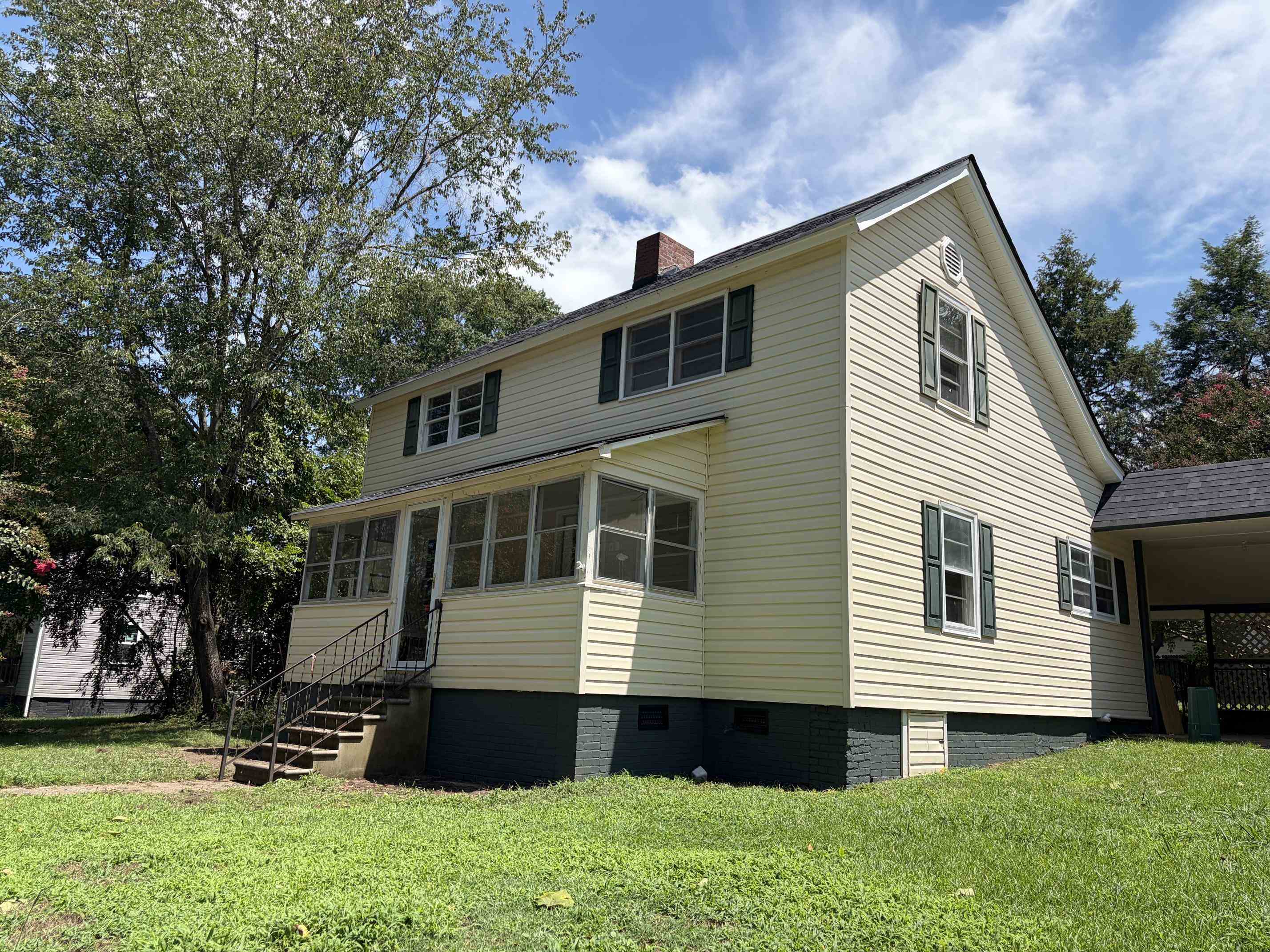 14 F Street Property Photo 2