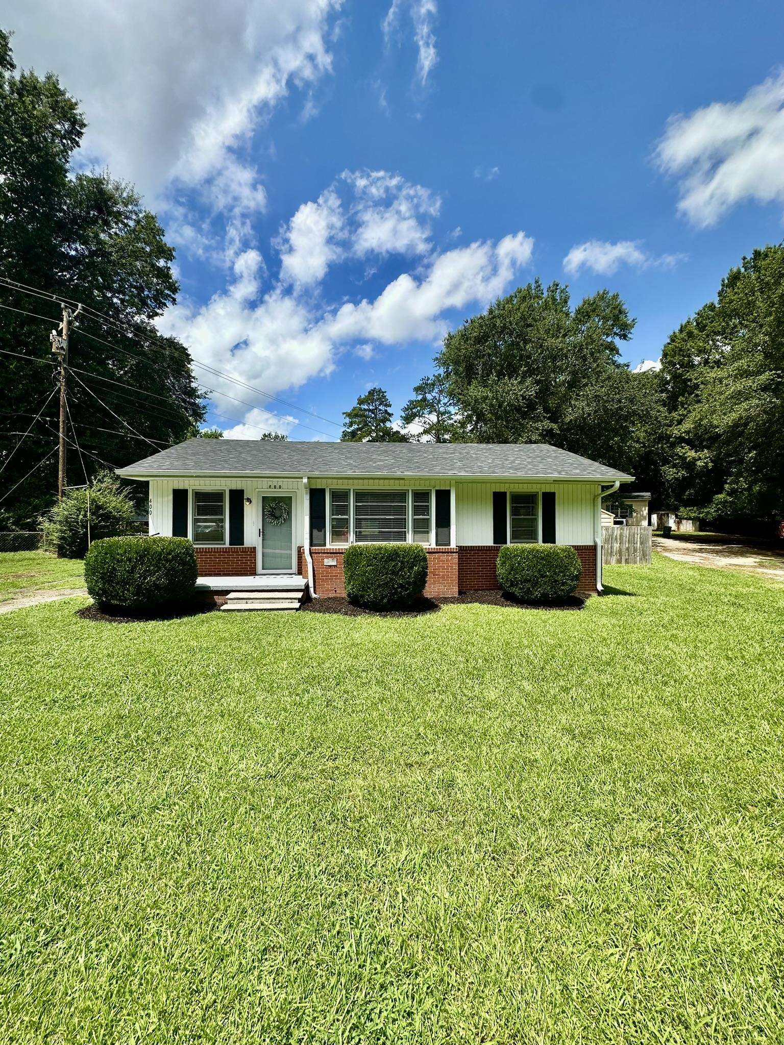 400 Wadsworth Road Property Photo 2
