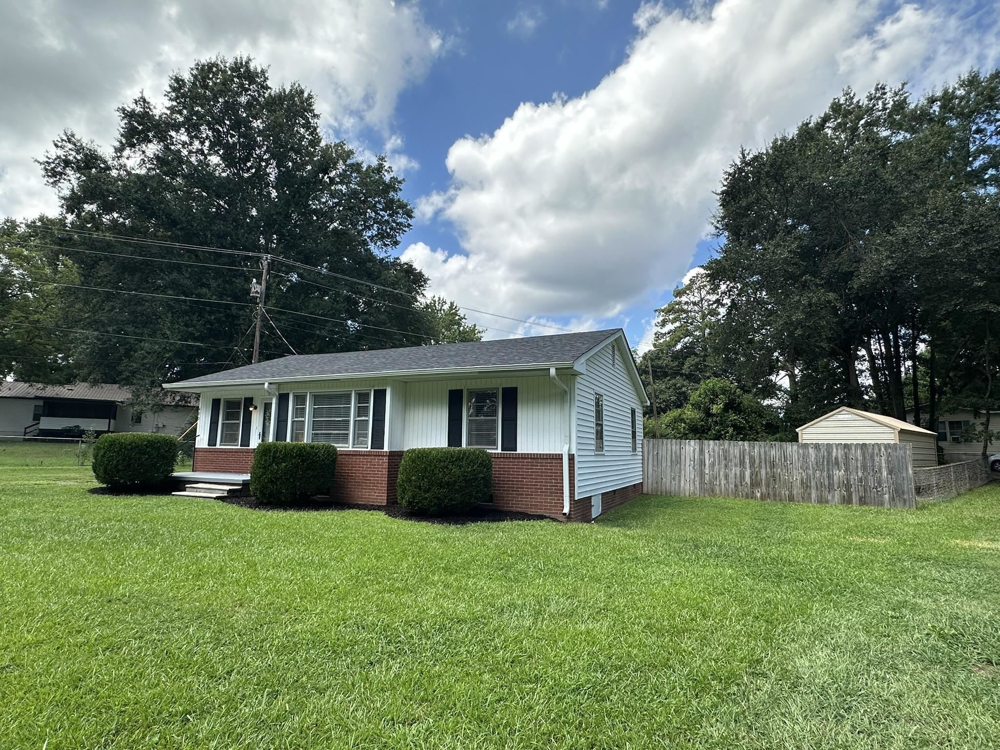 400 Wadsworth Road Property Photo 3