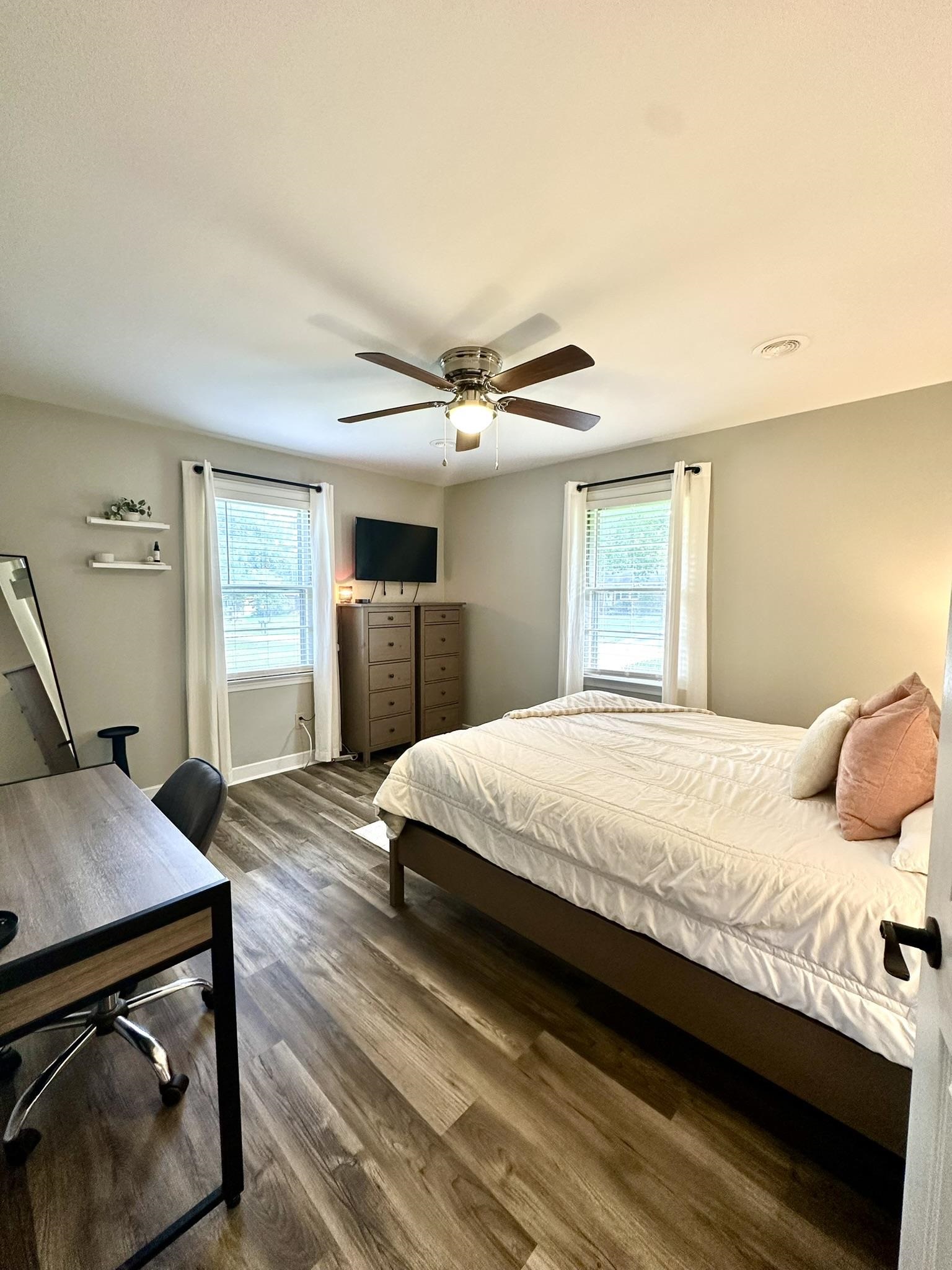 400 Wadsworth Road Property Photo 19
