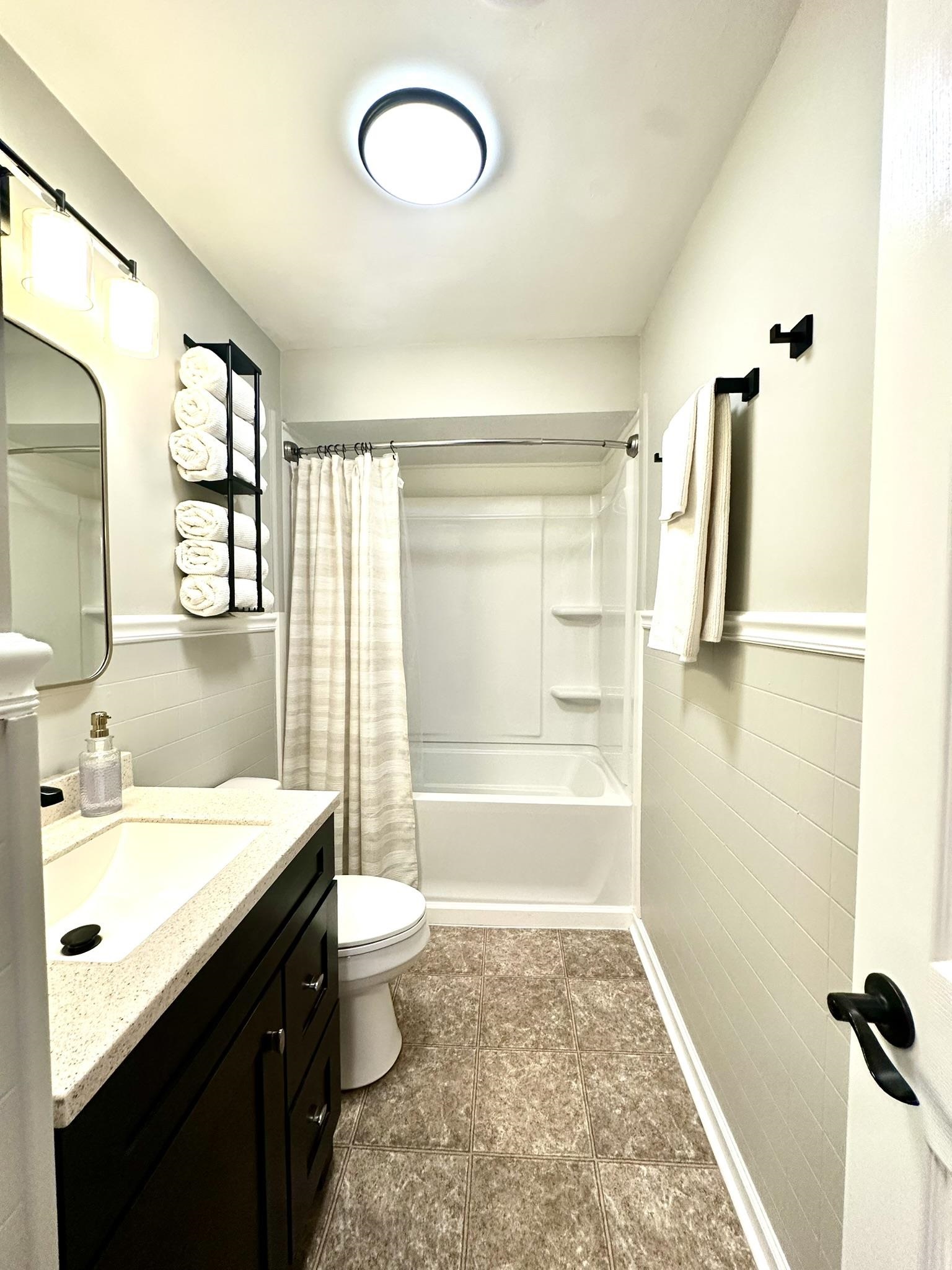 400 Wadsworth Road Property Photo 23