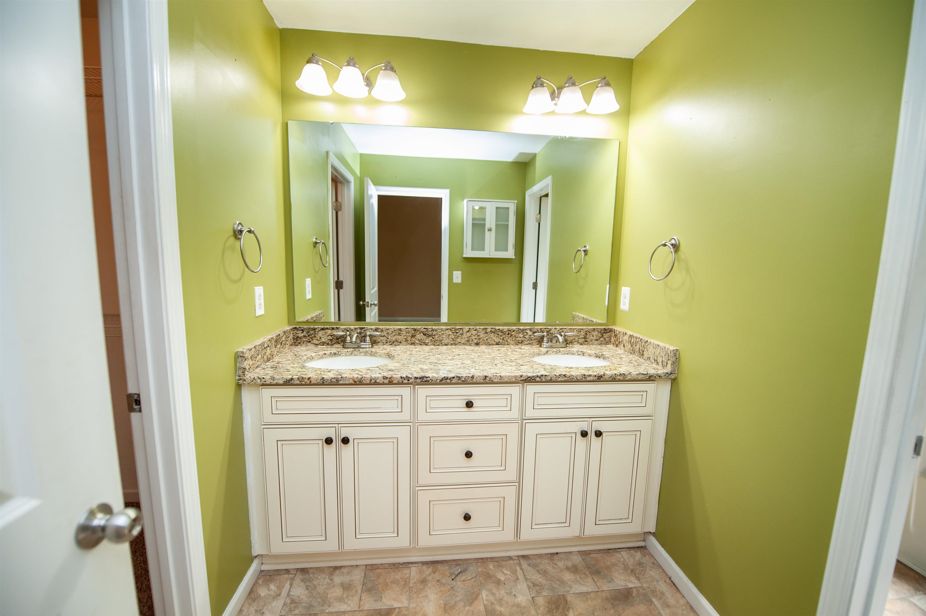 121 Albus Dr. Property Photo 13