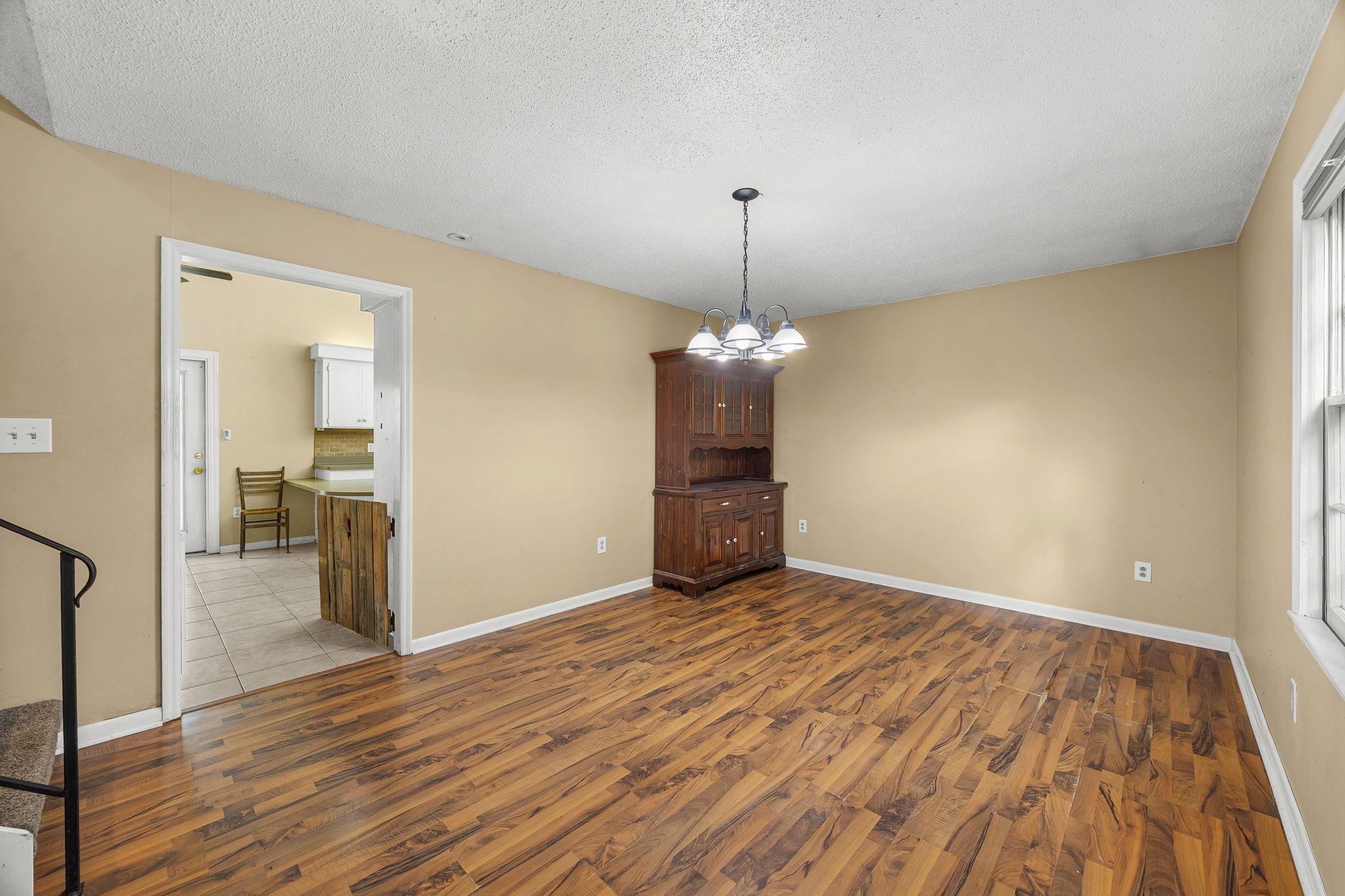 101 Hendrix Court Property Photo 2