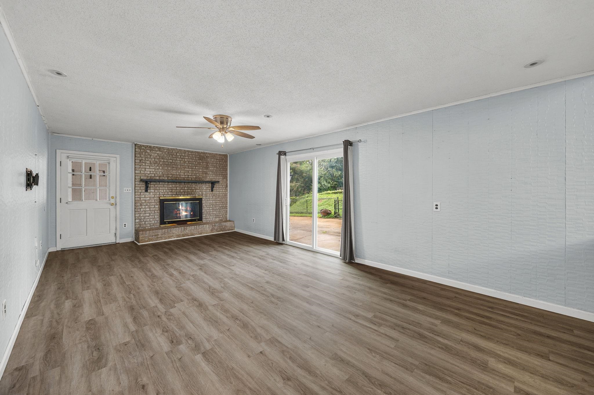 101 Hendrix Court Property Photo 7