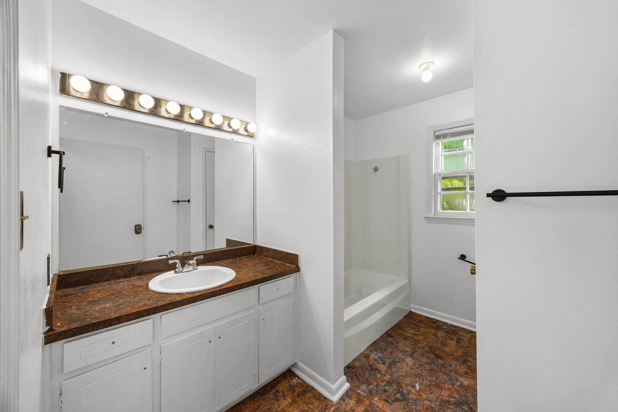101 Hendrix Court Property Photo 18