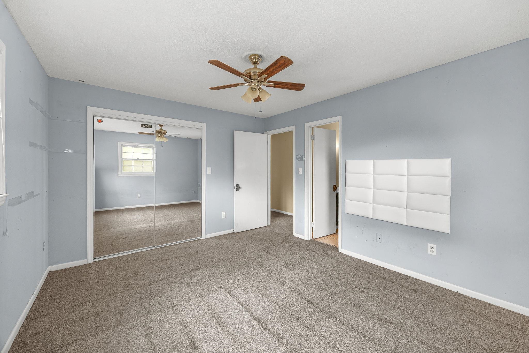 101 Hendrix Court Property Photo 24