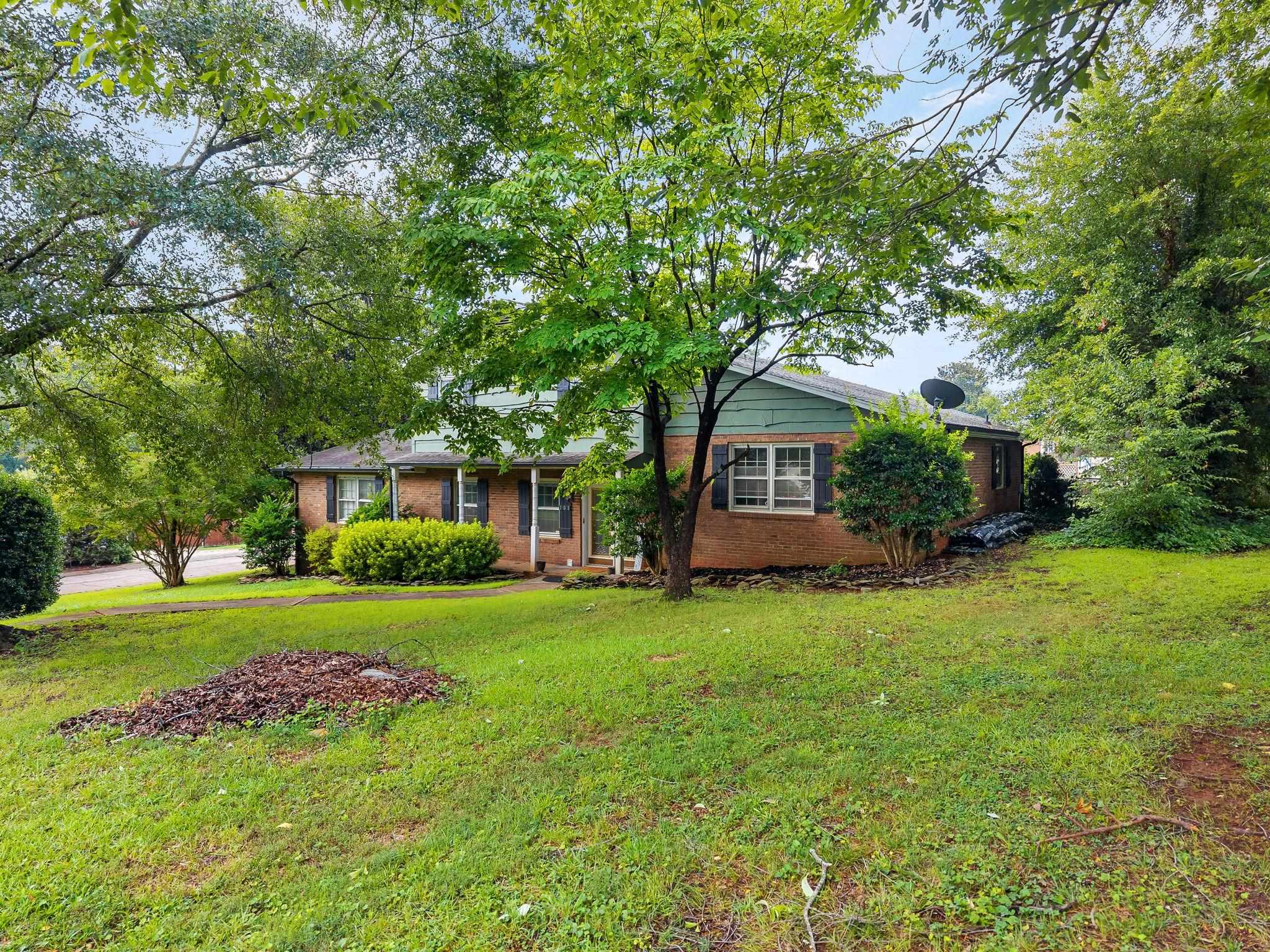 101 Hendrix Court Property Photo 28