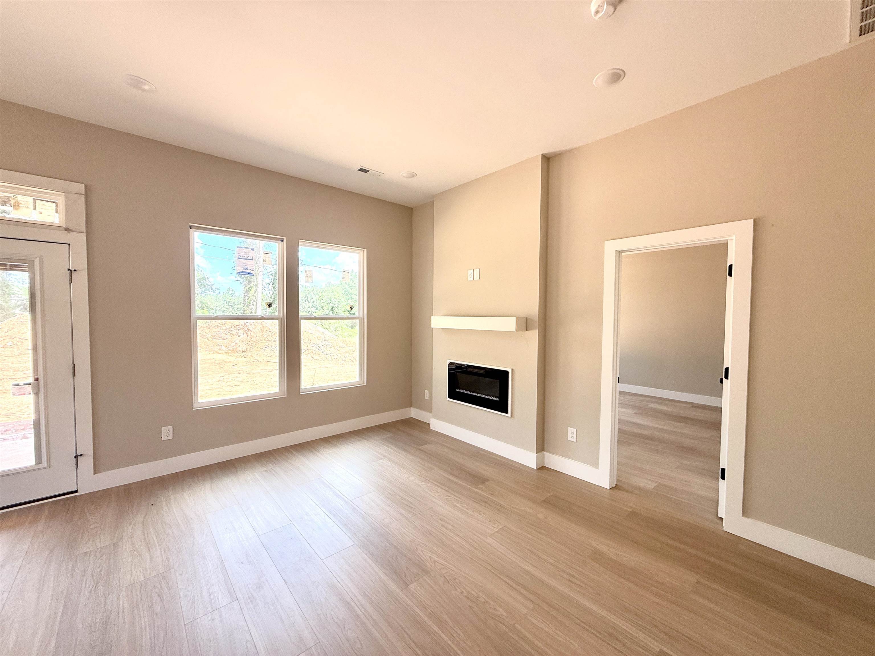 1408 Dorset Drive Property Photo 5
