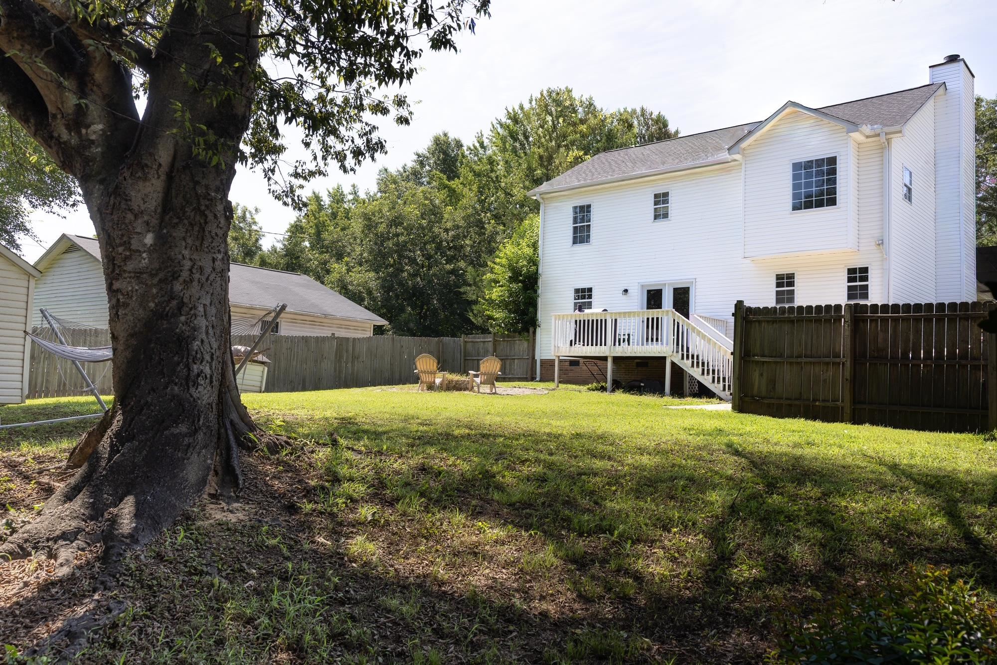 401 Claremont Circle Property Photo 2