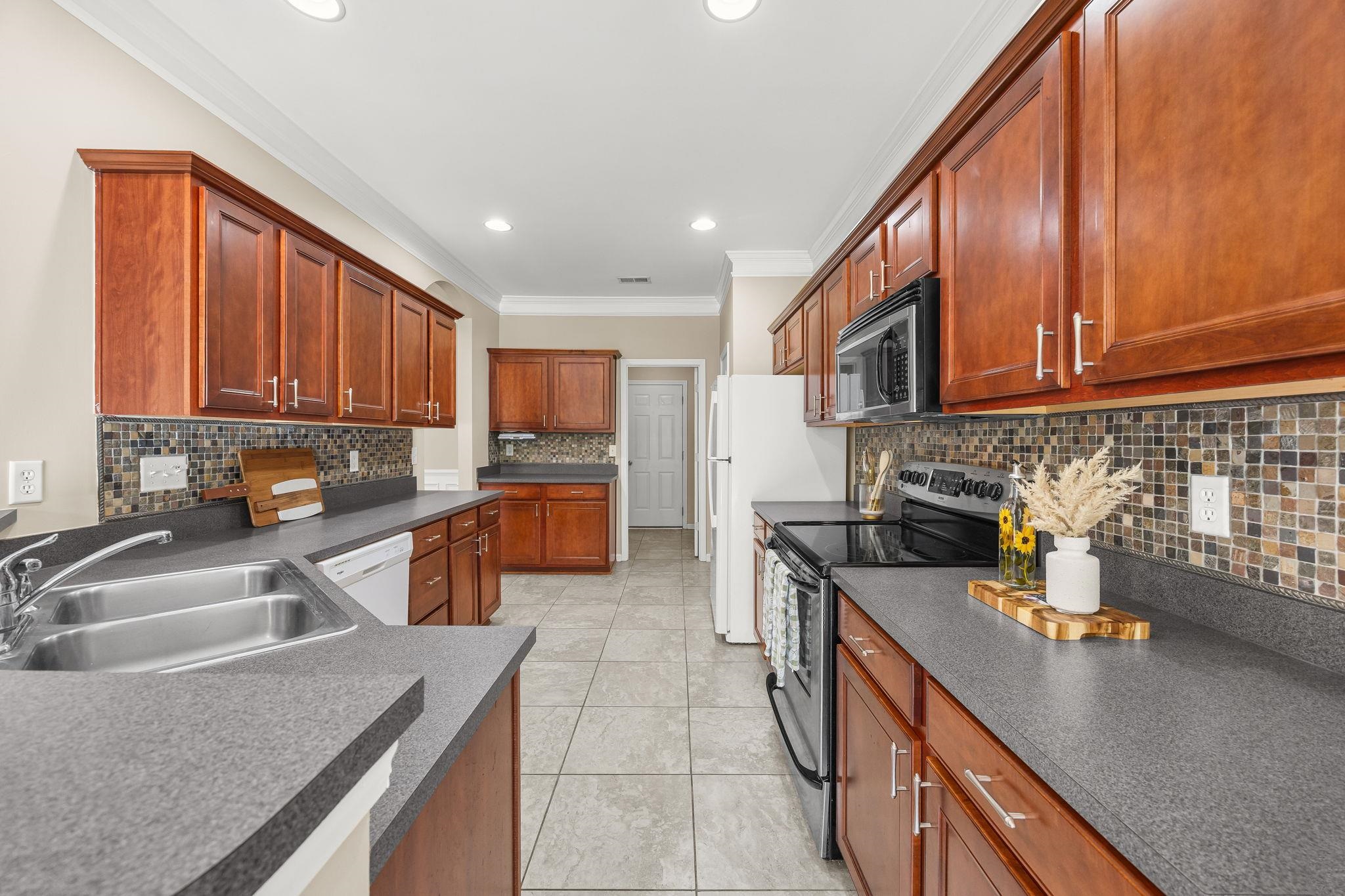 10 Paranor Drive Property Photo 6