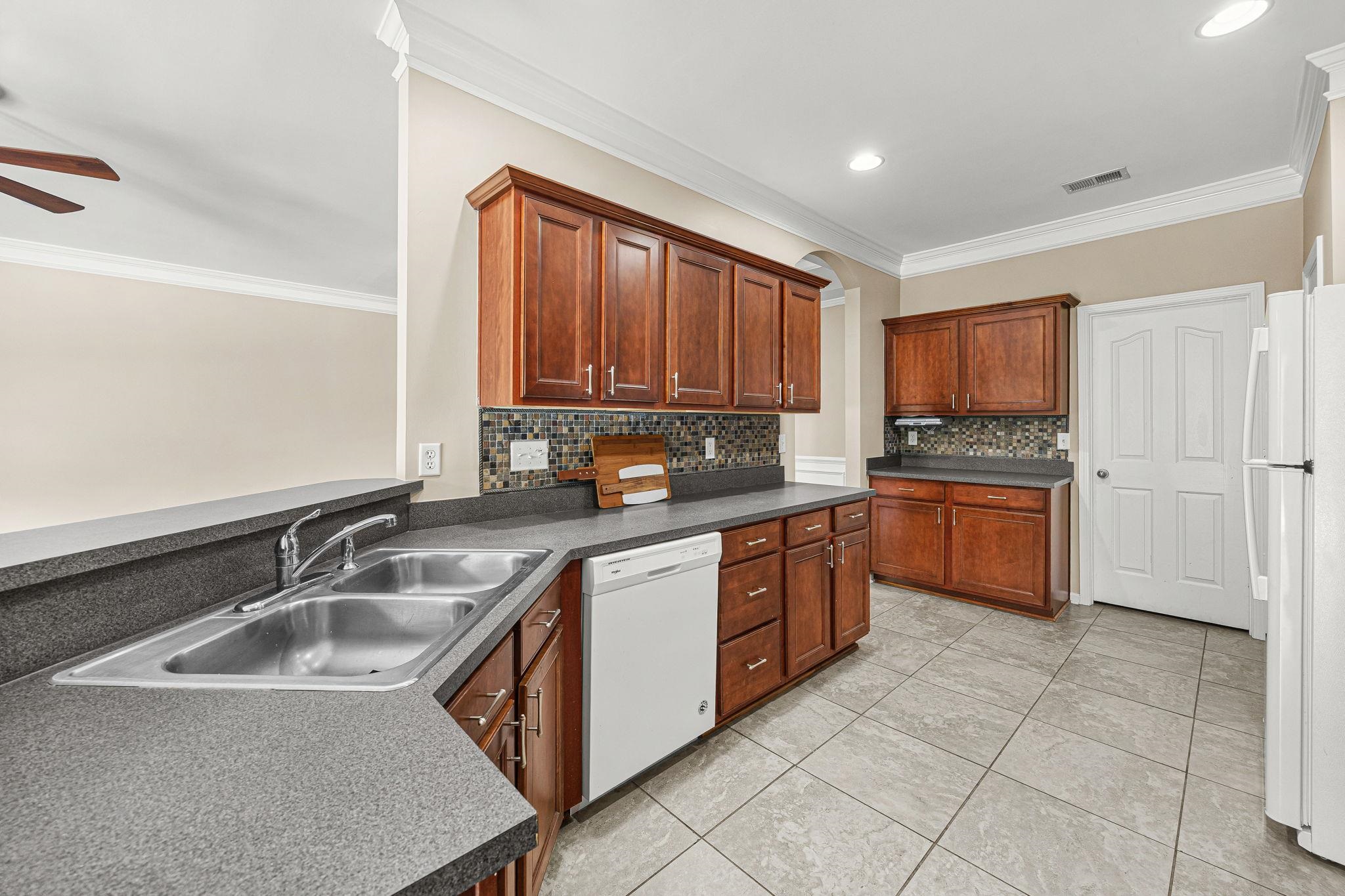10 Paranor Drive Property Photo 7