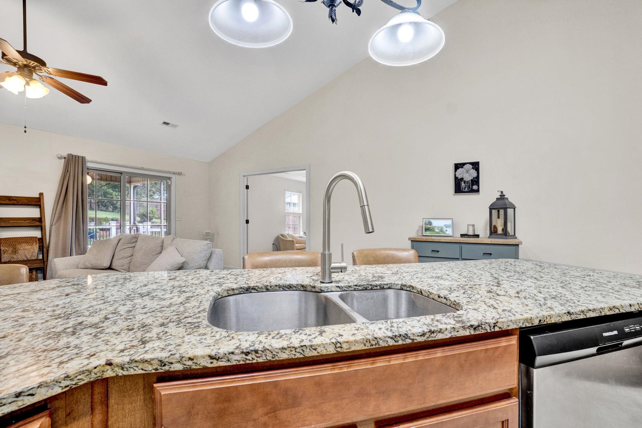 305 Bent River Drive Property Photo 14
