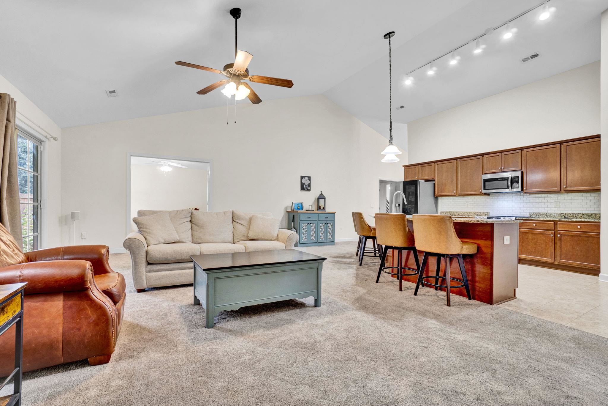 305 Bent River Drive Property Photo 19