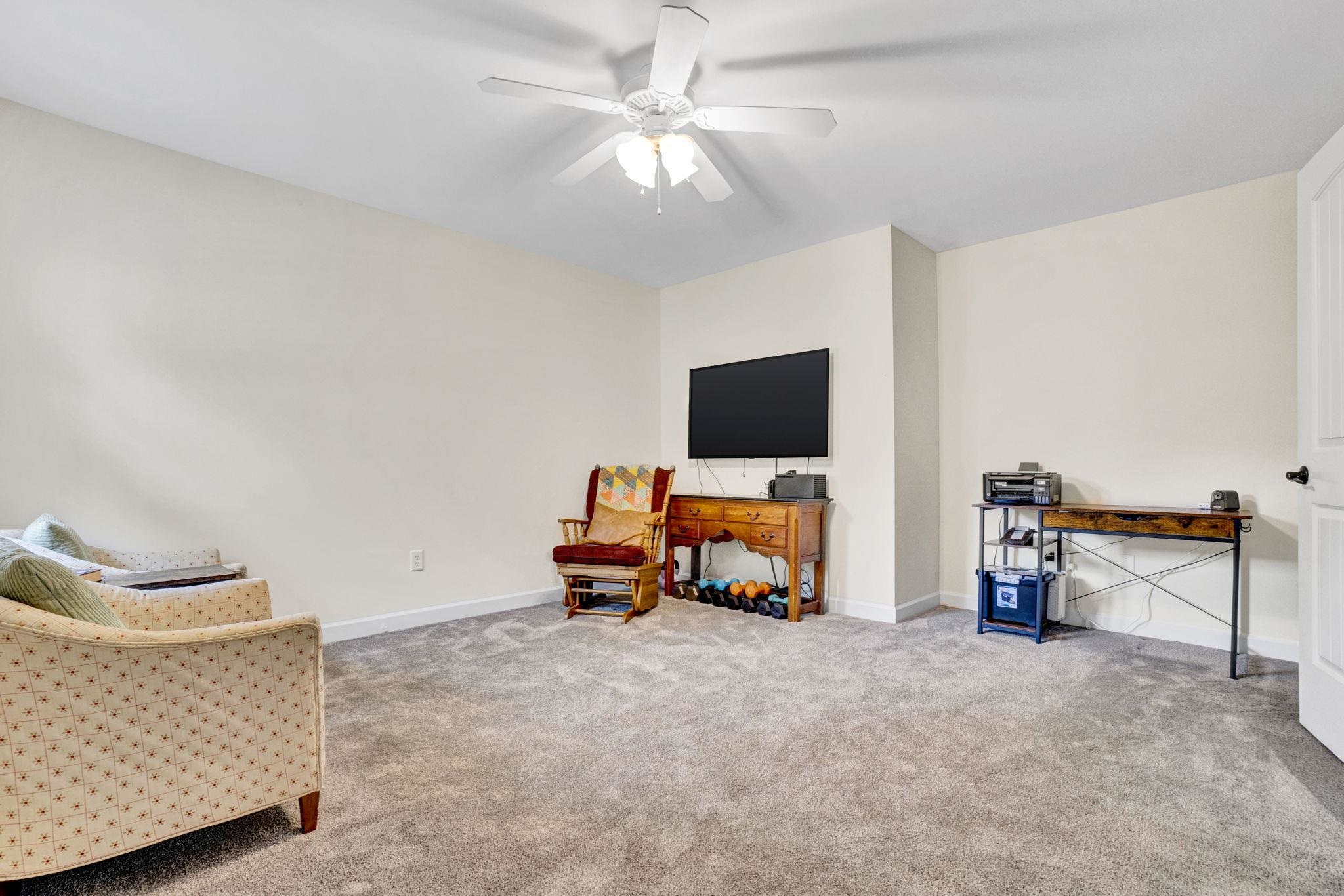 305 Bent River Drive Property Photo 20
