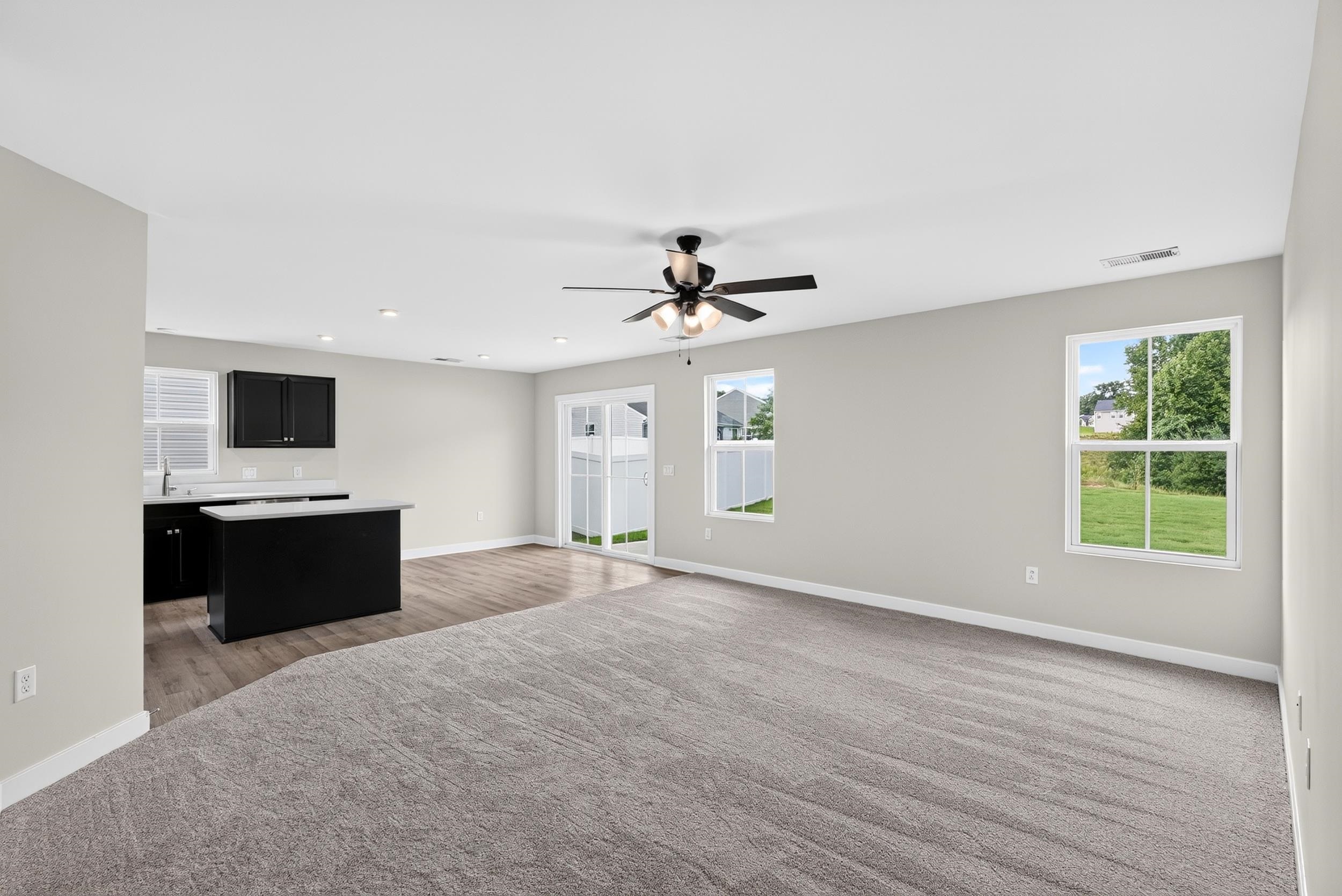 2271 Hemming Way Property Photo 5