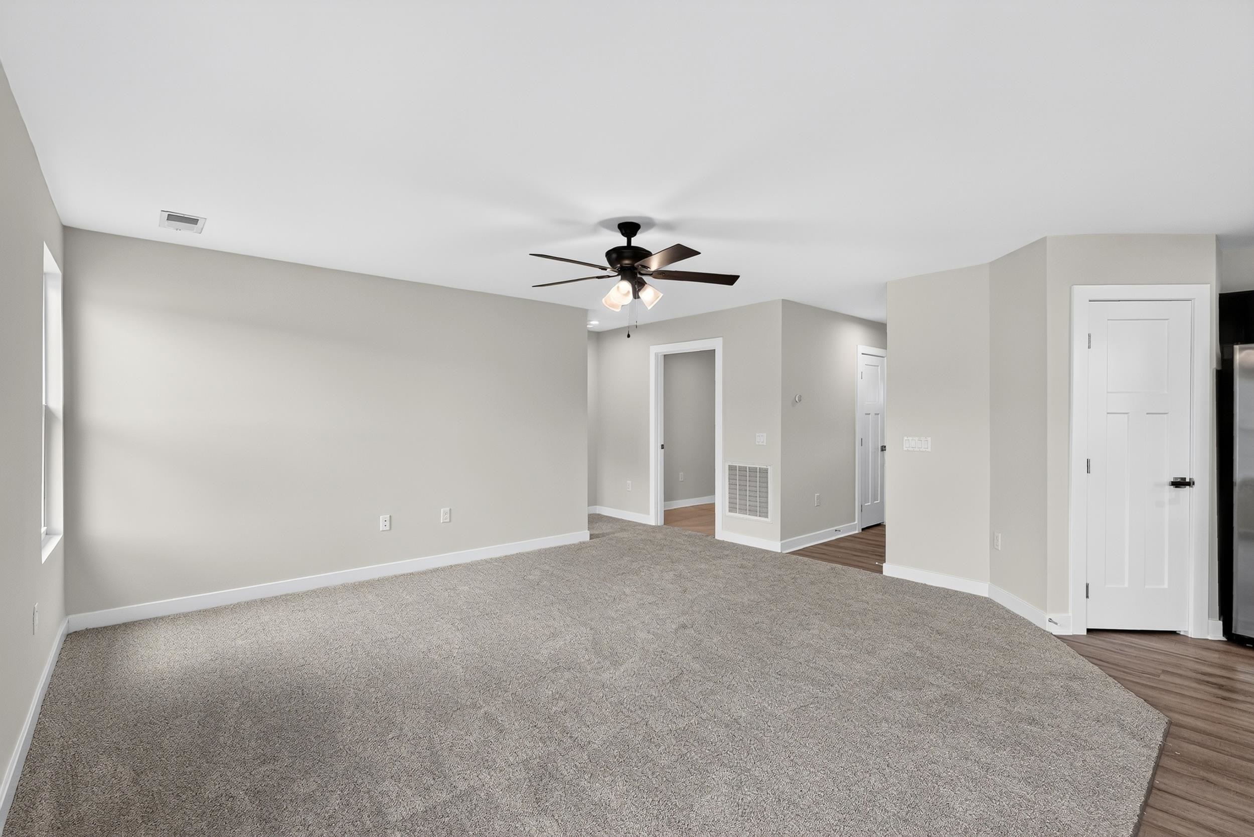 2271 Hemming Way Property Photo 7