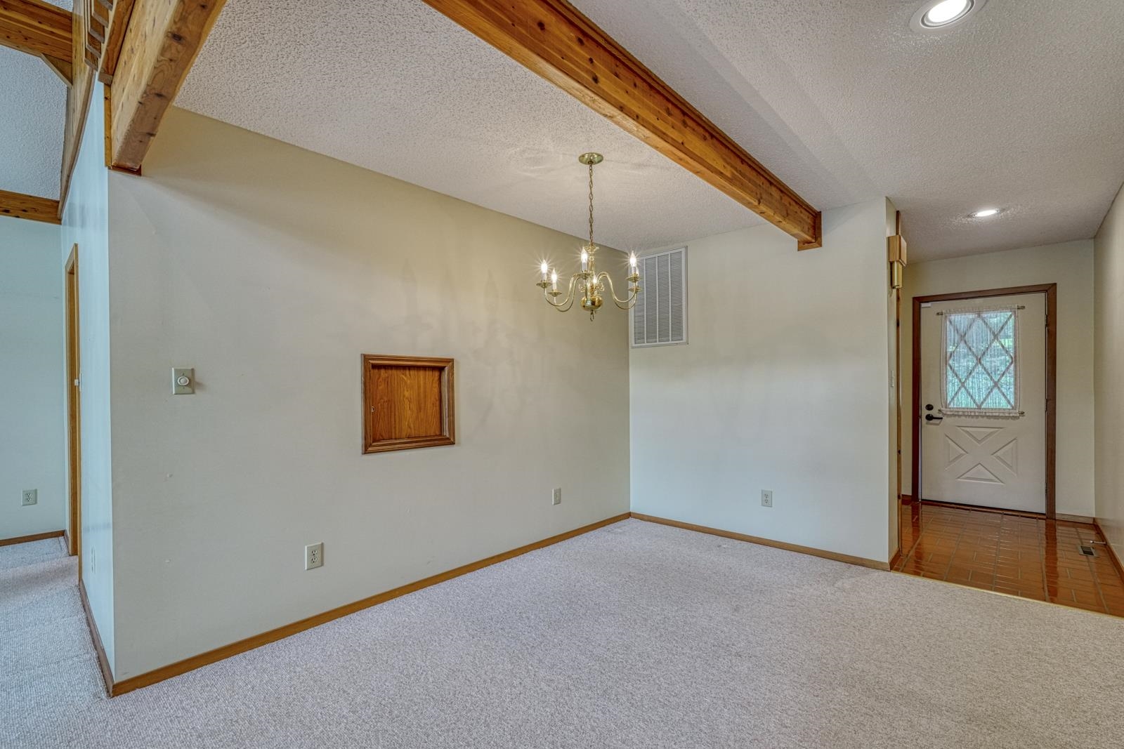 337 Hillcove Point Property Photo 25