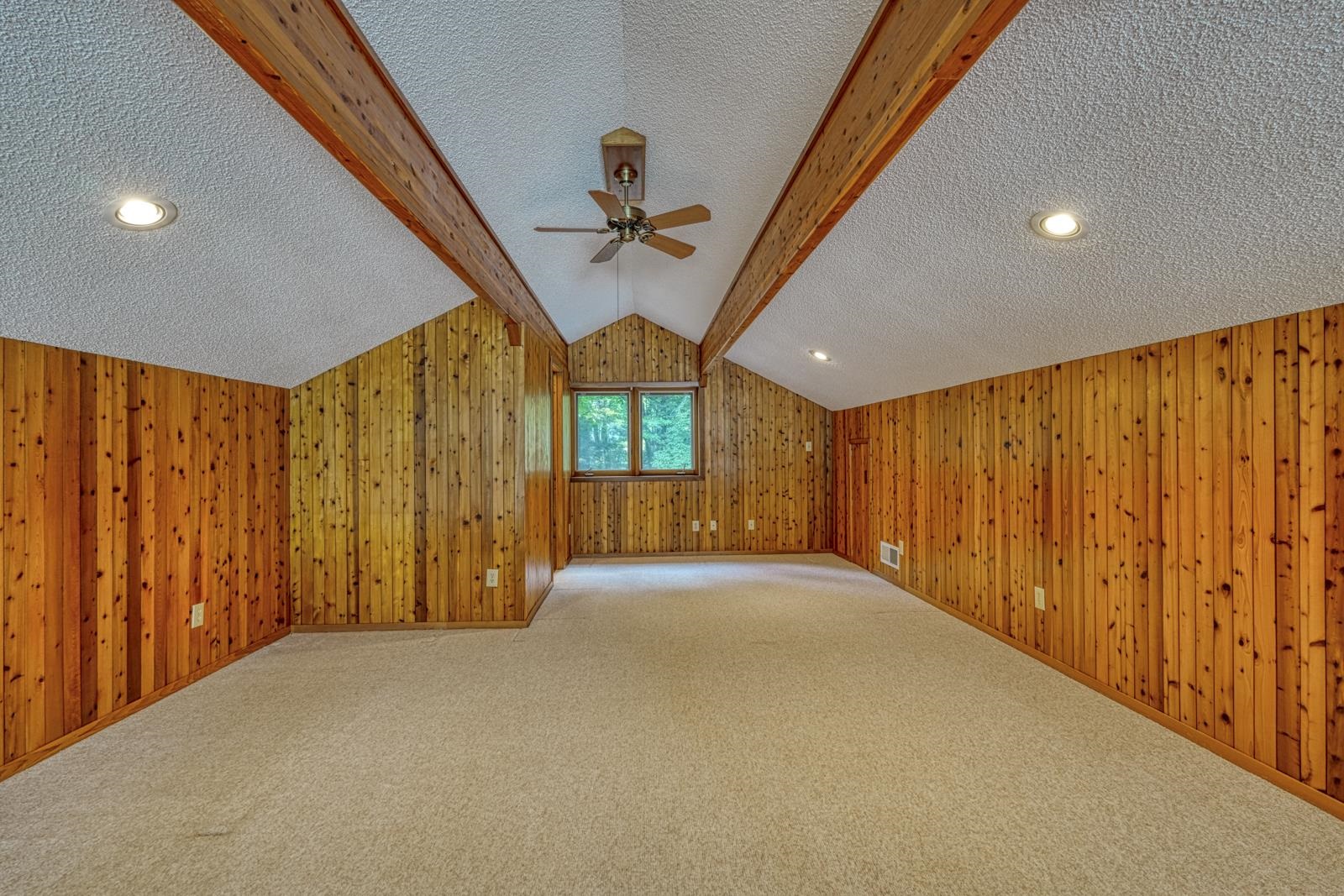 337 Hillcove Point Property Photo 36
