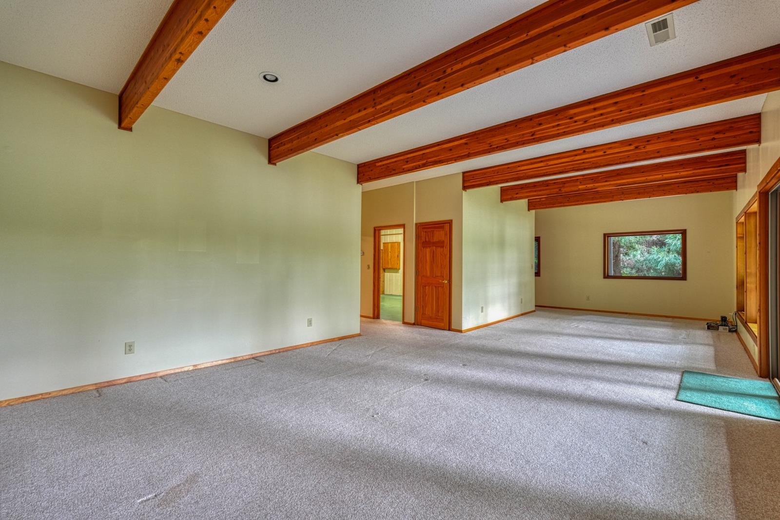 337 Hillcove Point Property Photo 38