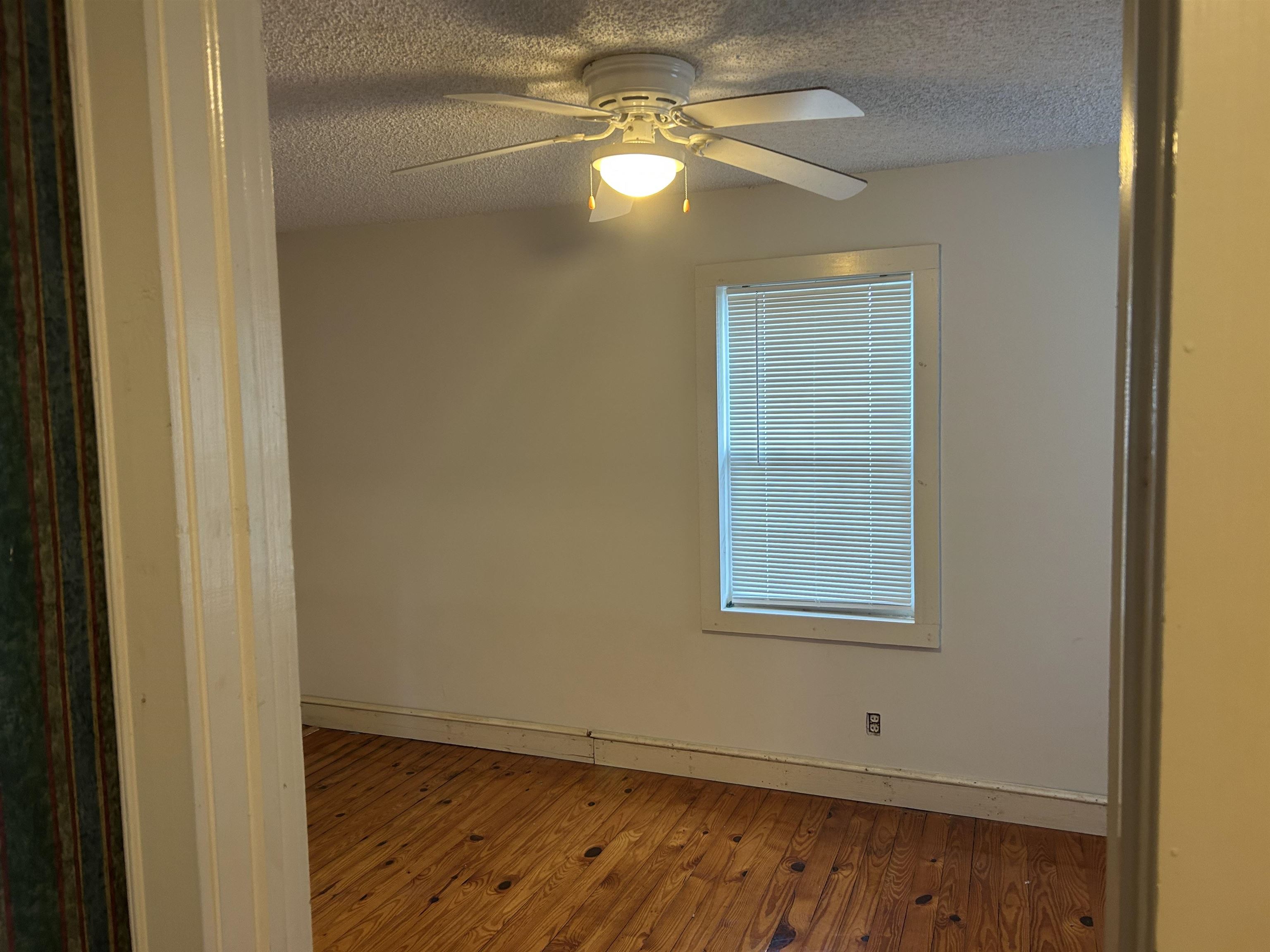 28 E Main Street Property Photo 11