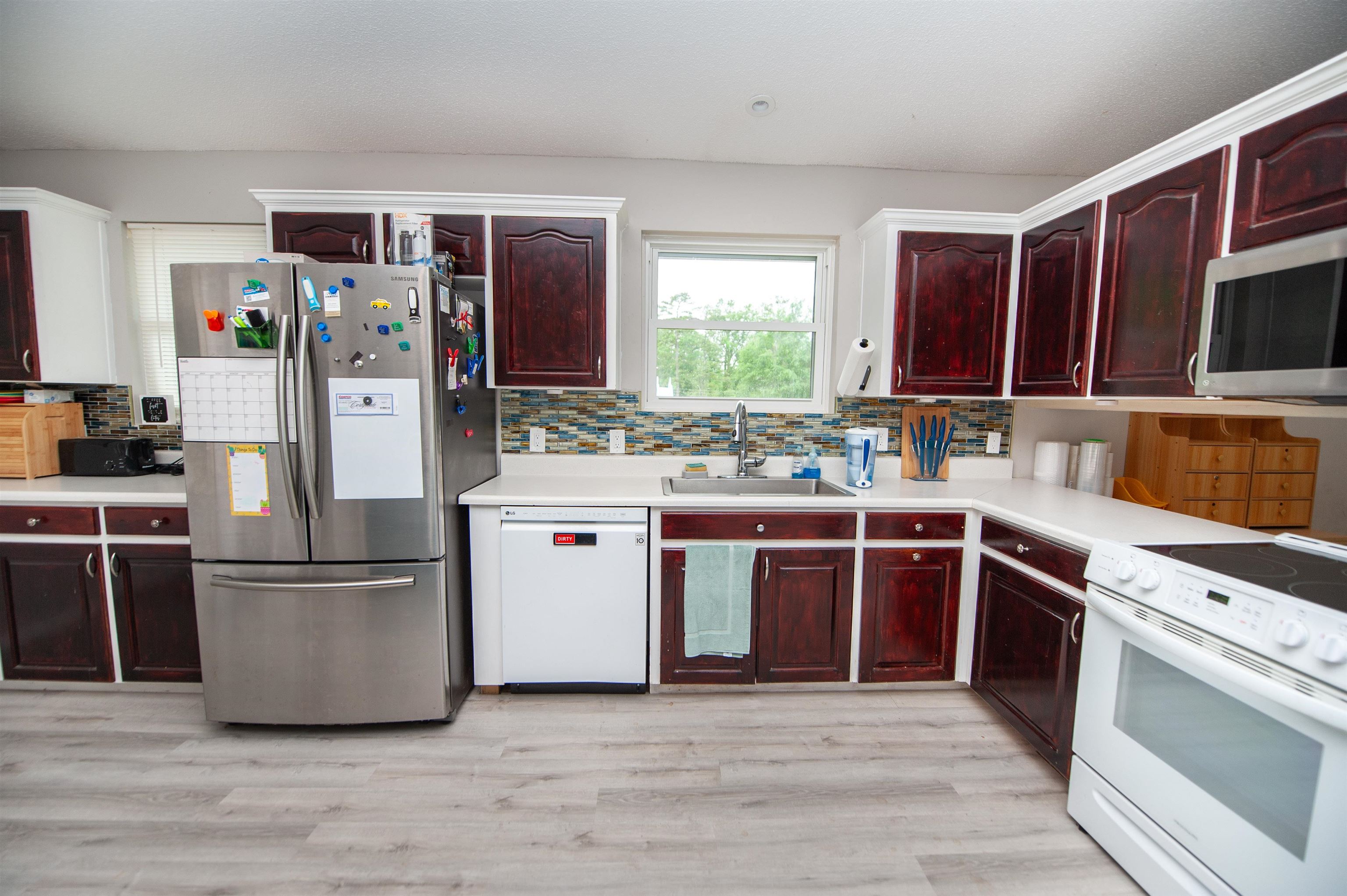 102 N Lanford Road Property Photo 9
