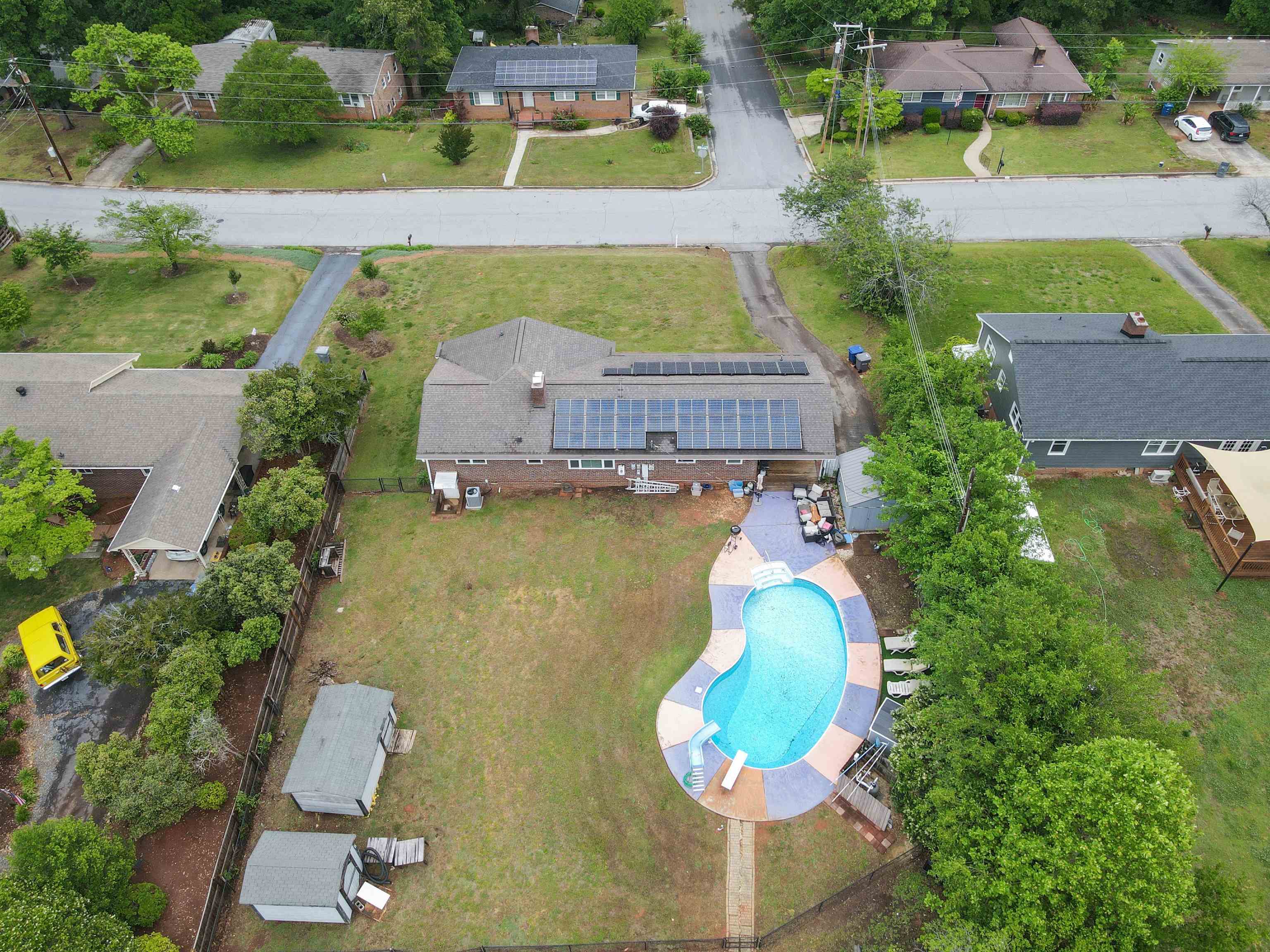 102 N Lanford Road Property Photo 32