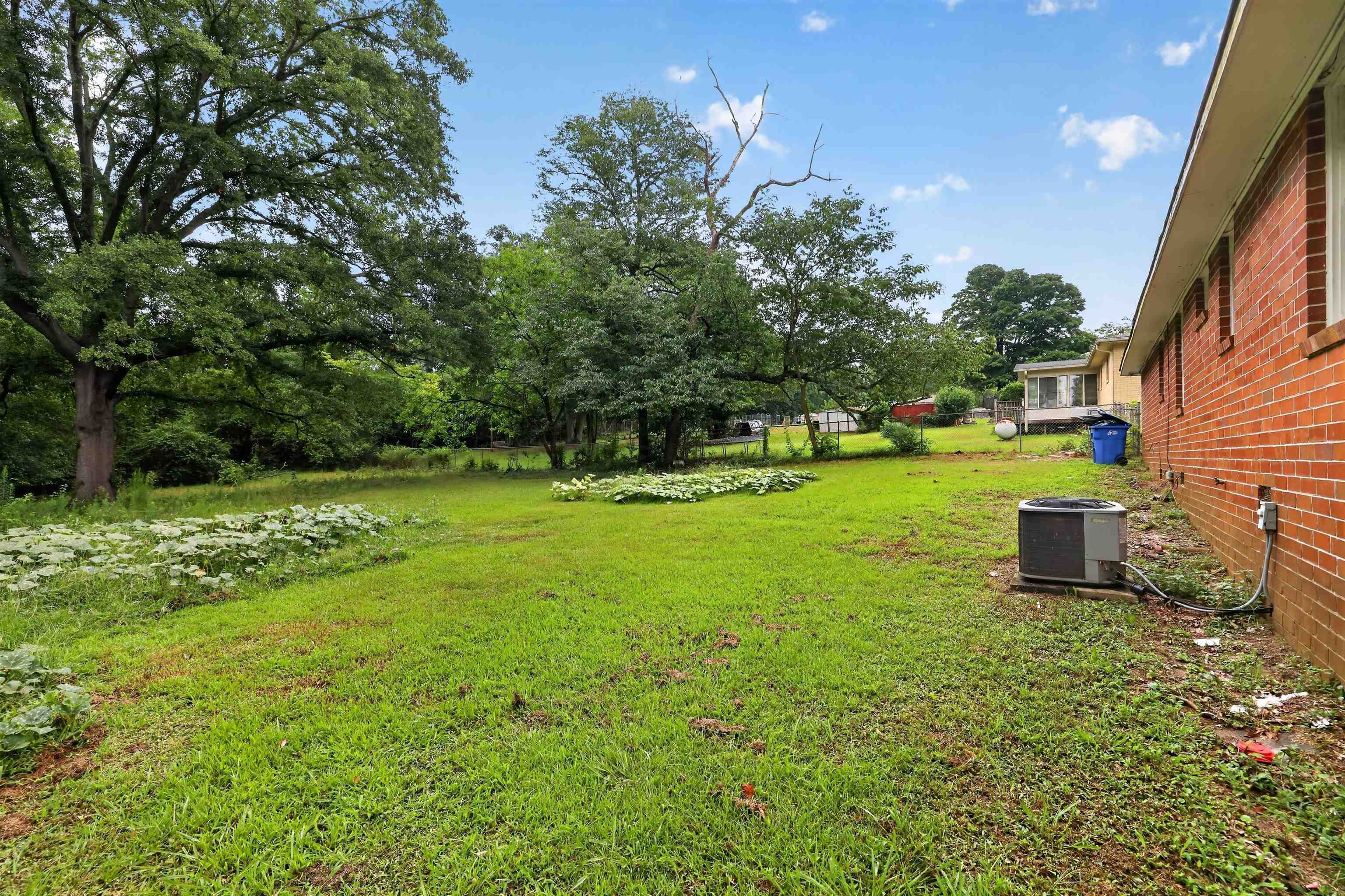 26 State Road Property Photo 2