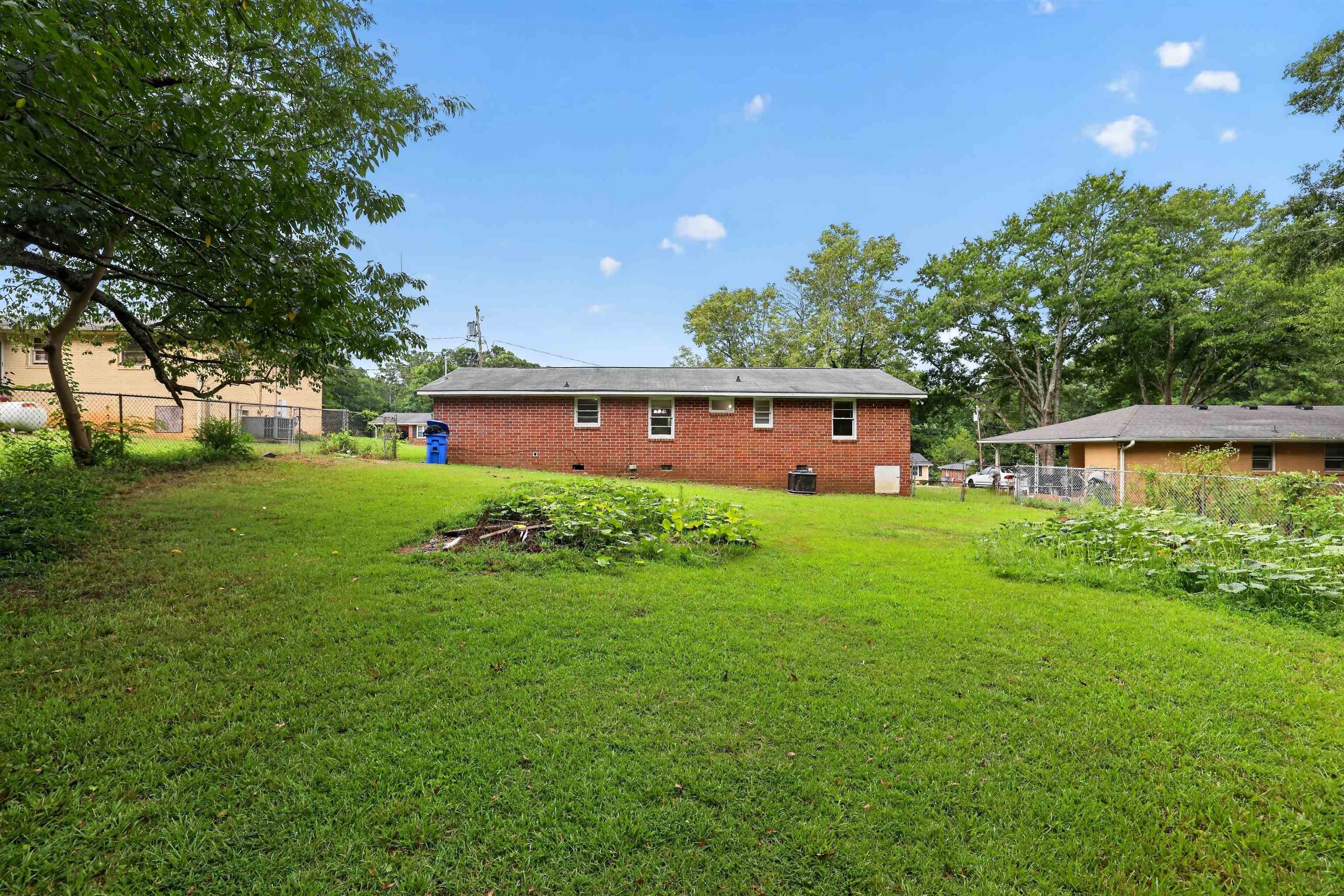 26 State Road Property Photo 3