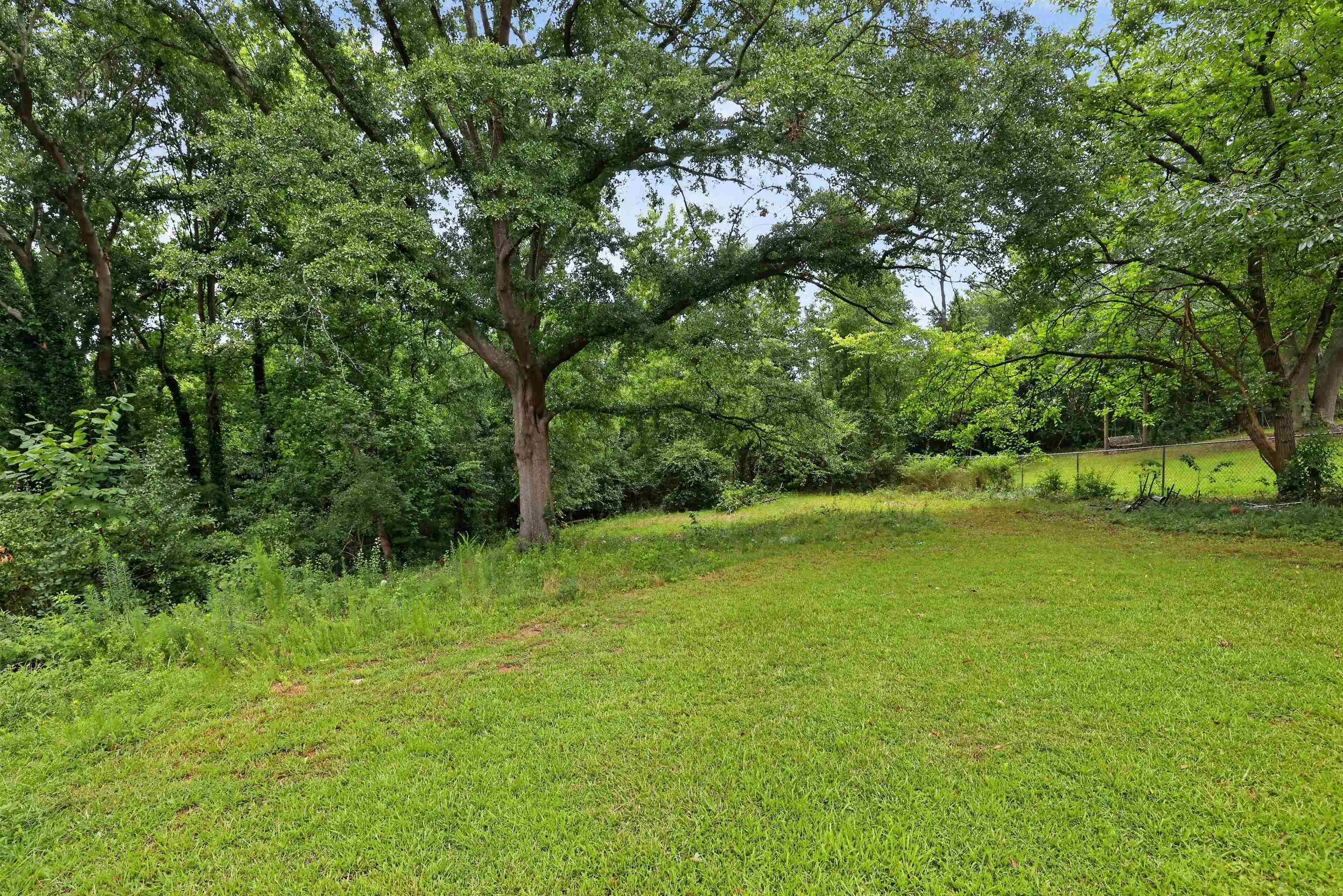 26 State Road Property Photo 5
