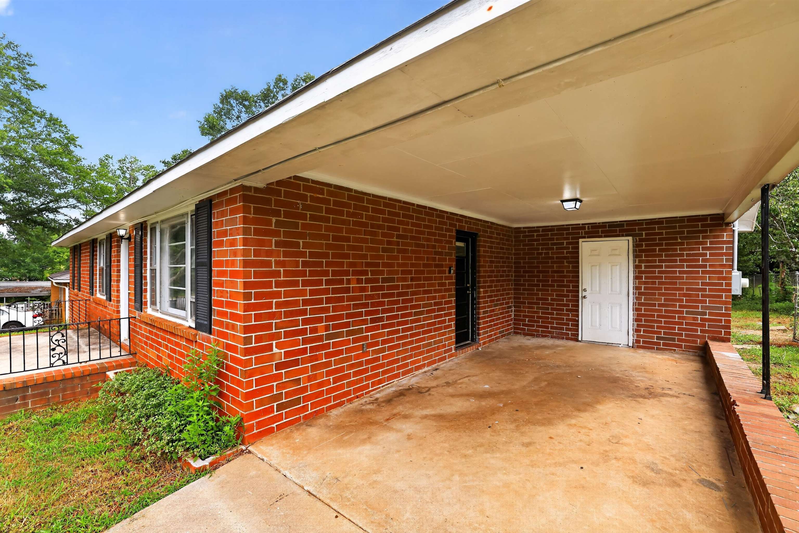 26 State Road Property Photo 7