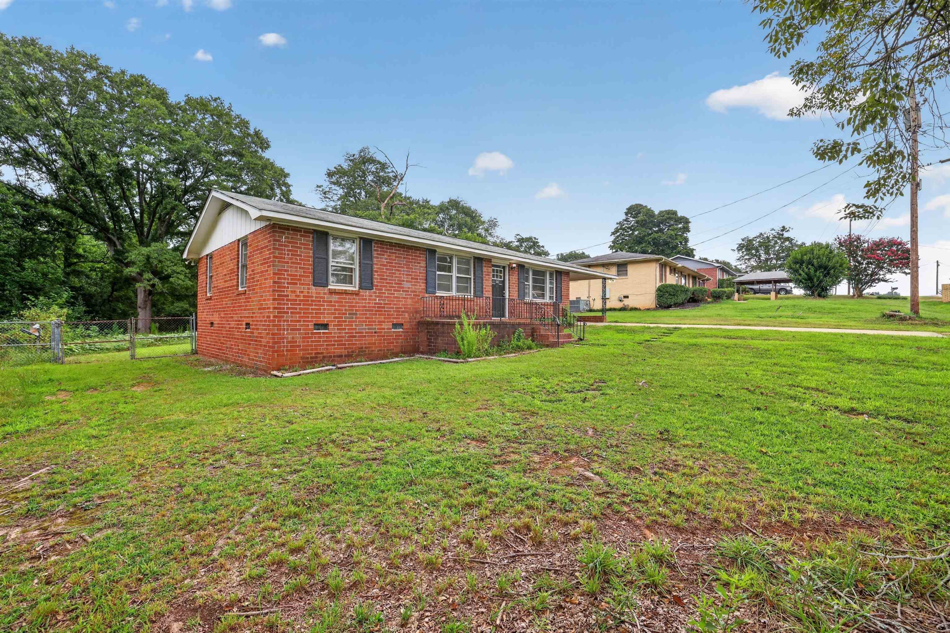 26 State Road Property Photo 14