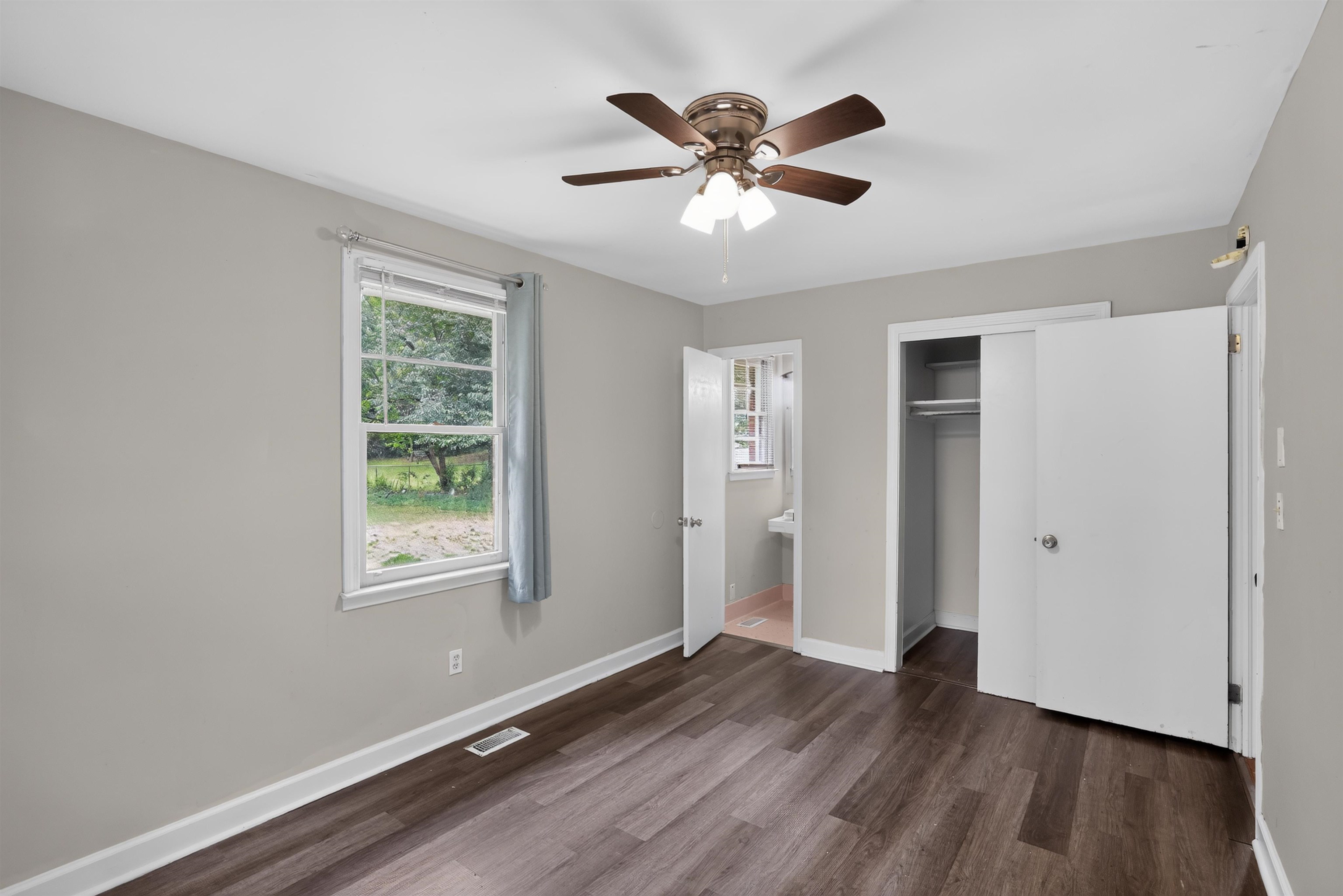 26 State Road Property Photo 29