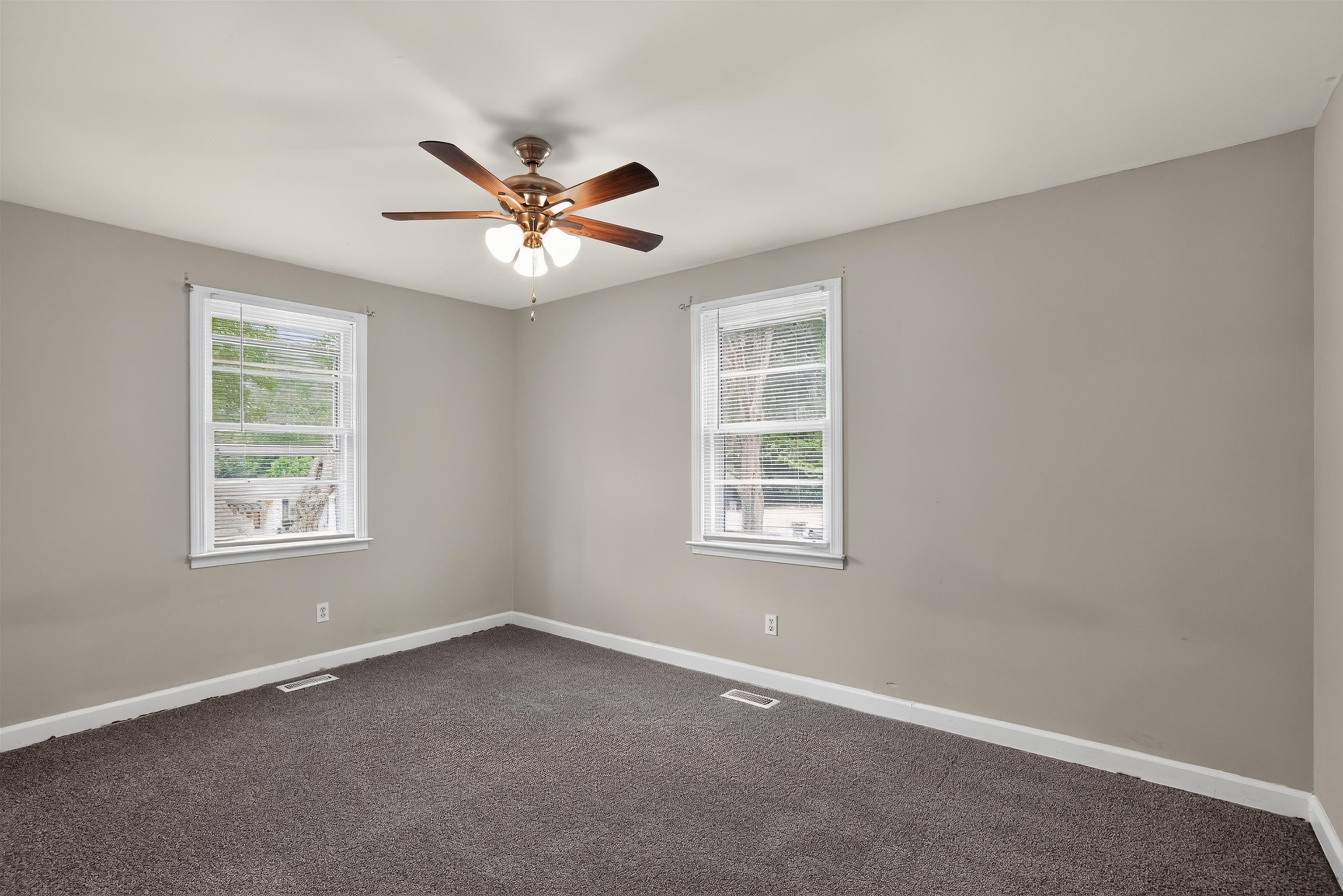 26 State Road Property Photo 34