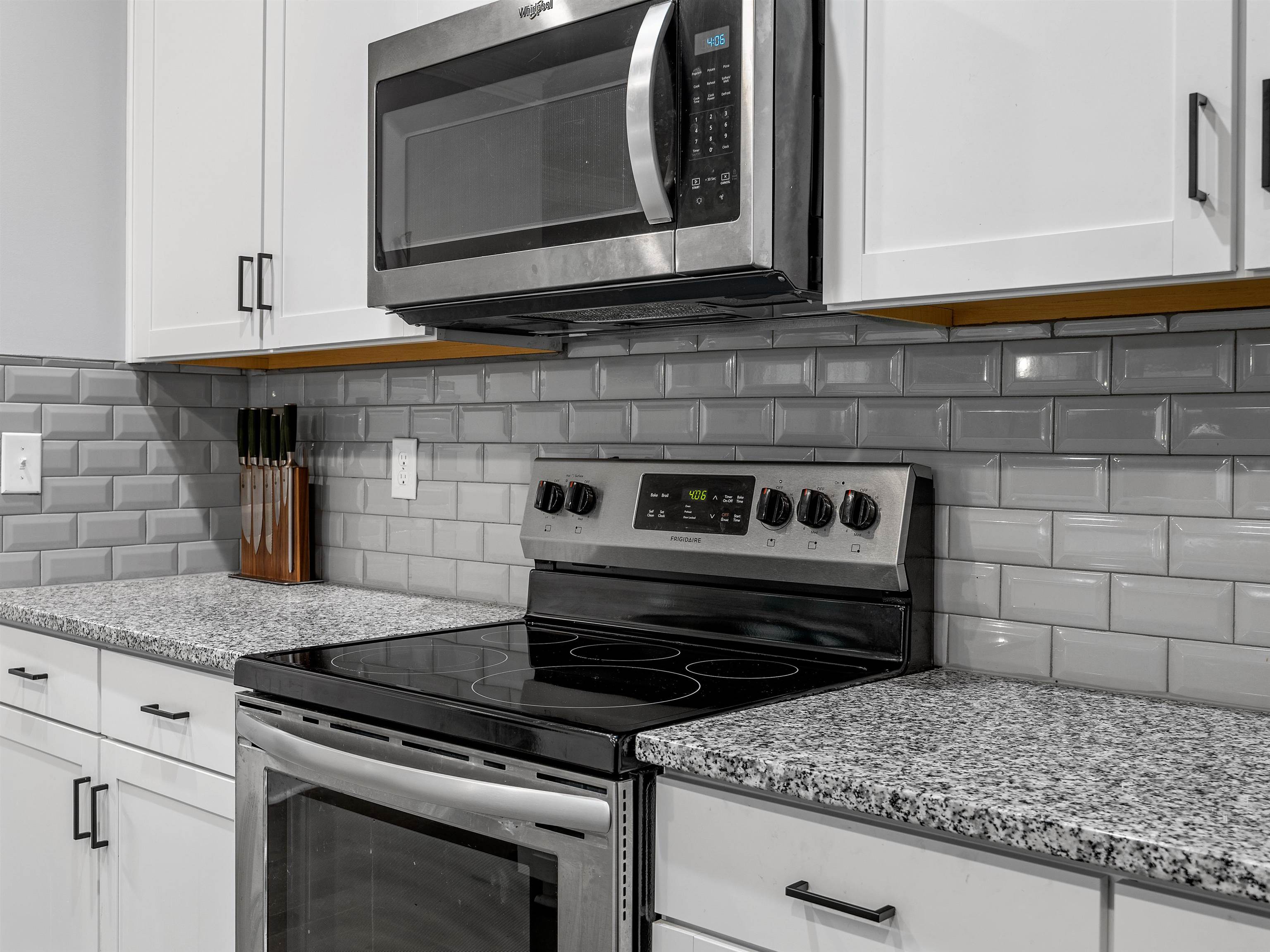973 Deepwood Court Property Photo 13