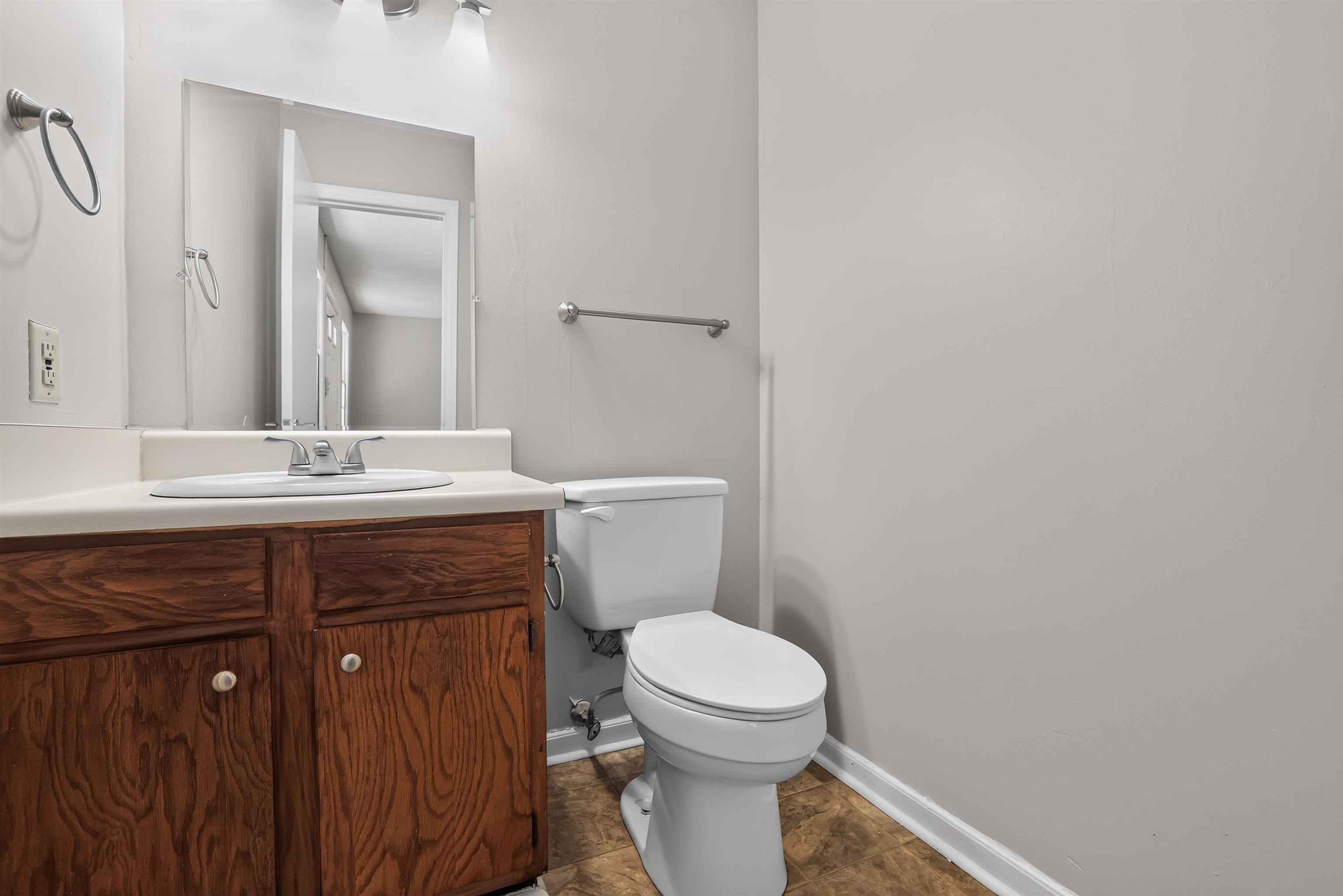 102 Winterhaven Road Property Photo 33