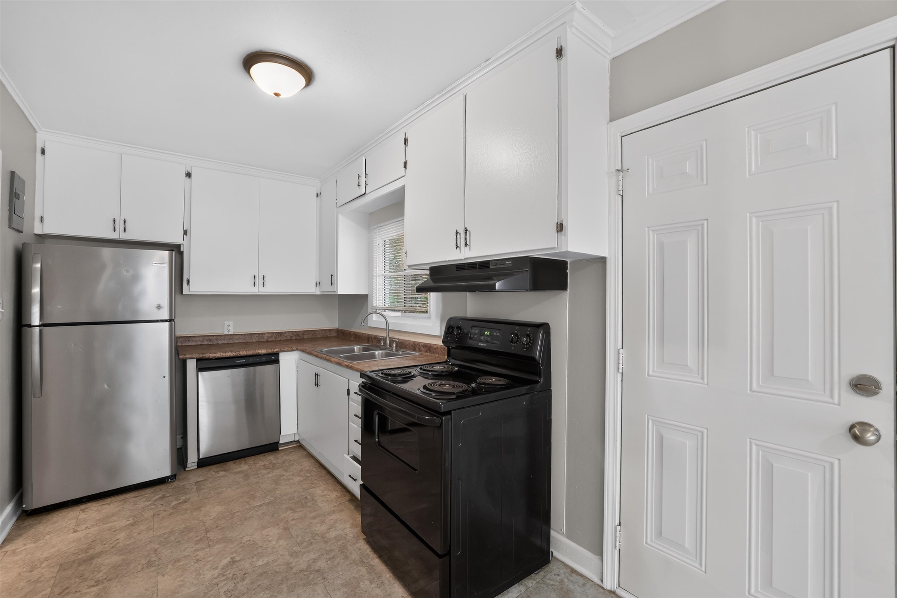 114 1st Avenue Property Photo 25