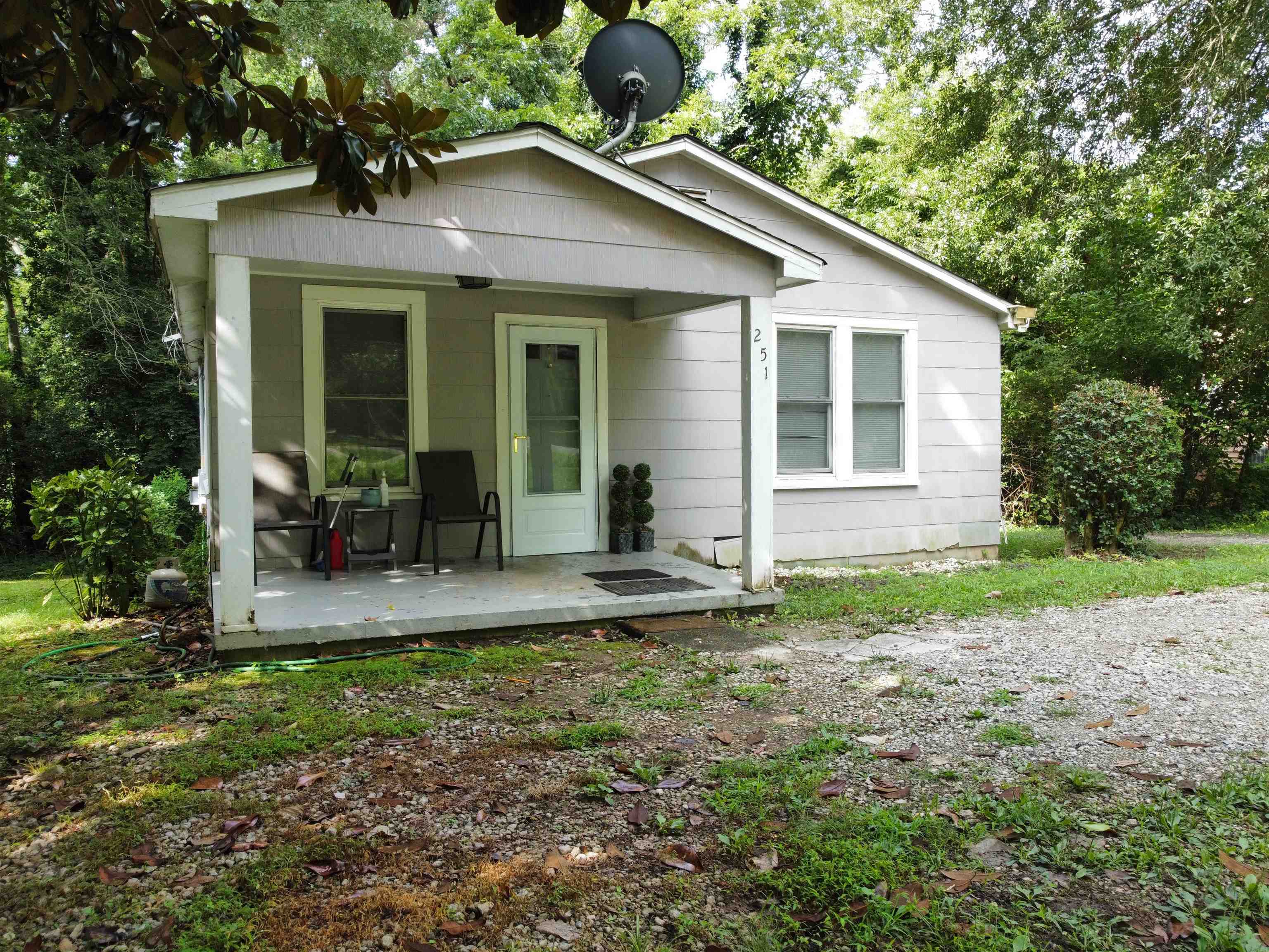 251 Old Petrie Road Property Photo 1