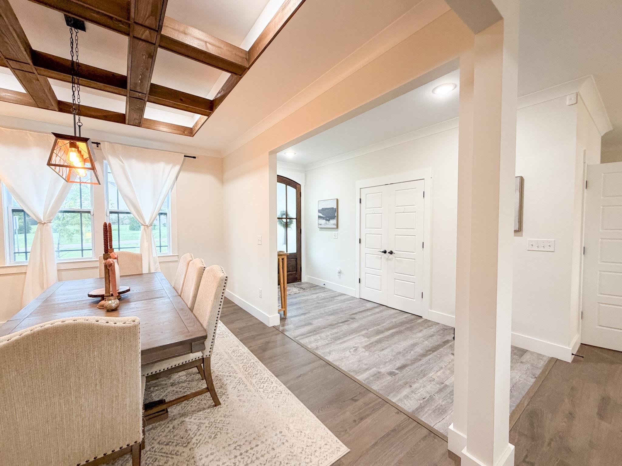 637 Berry Road Property Photo 4