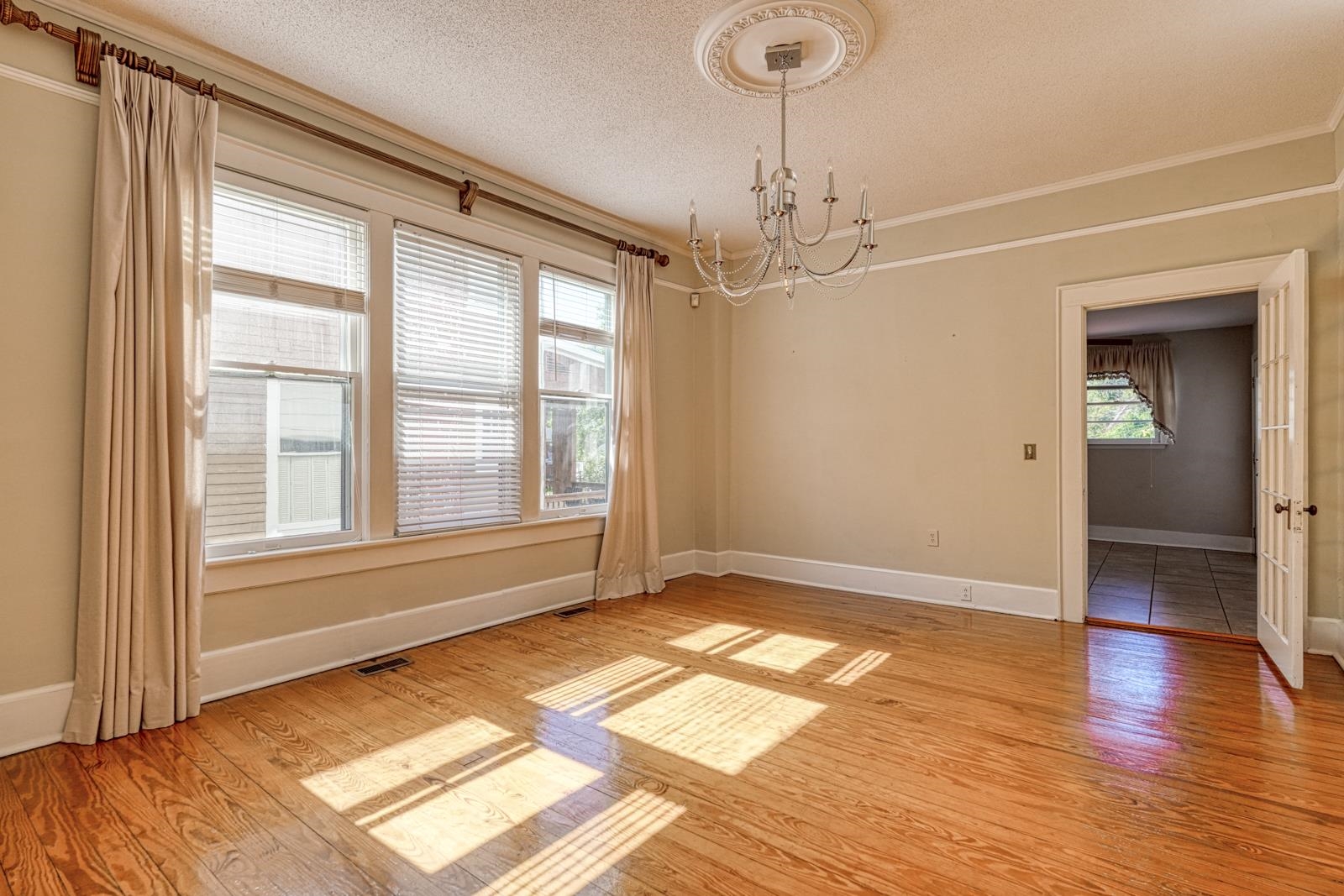 120 Connecticut Avenue Property Photo 8